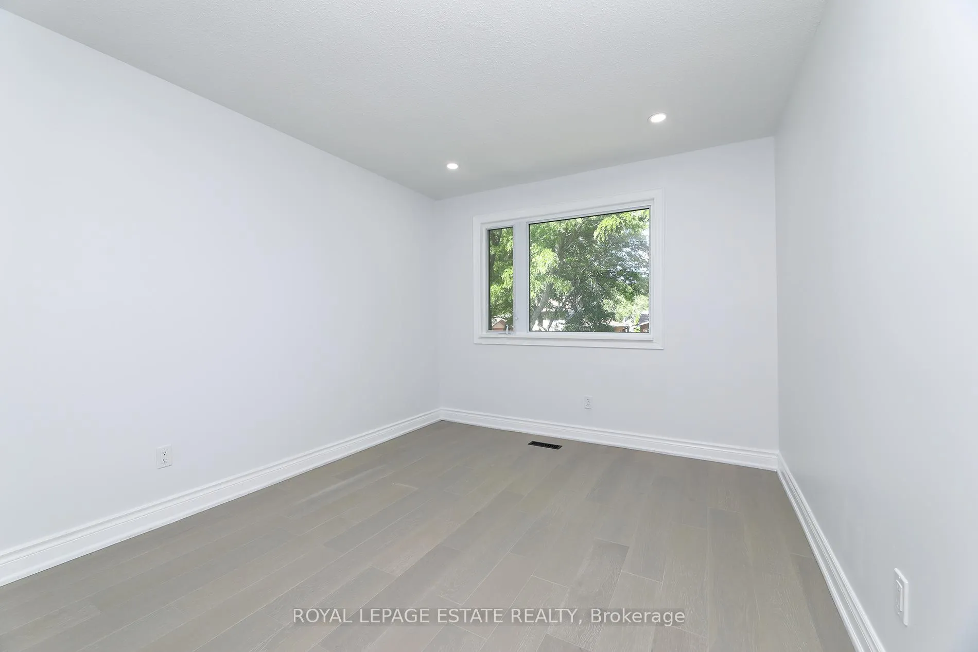 Photo 23 of 17 Jacob Drive, Whitby, Lynde Creek — HOMEH