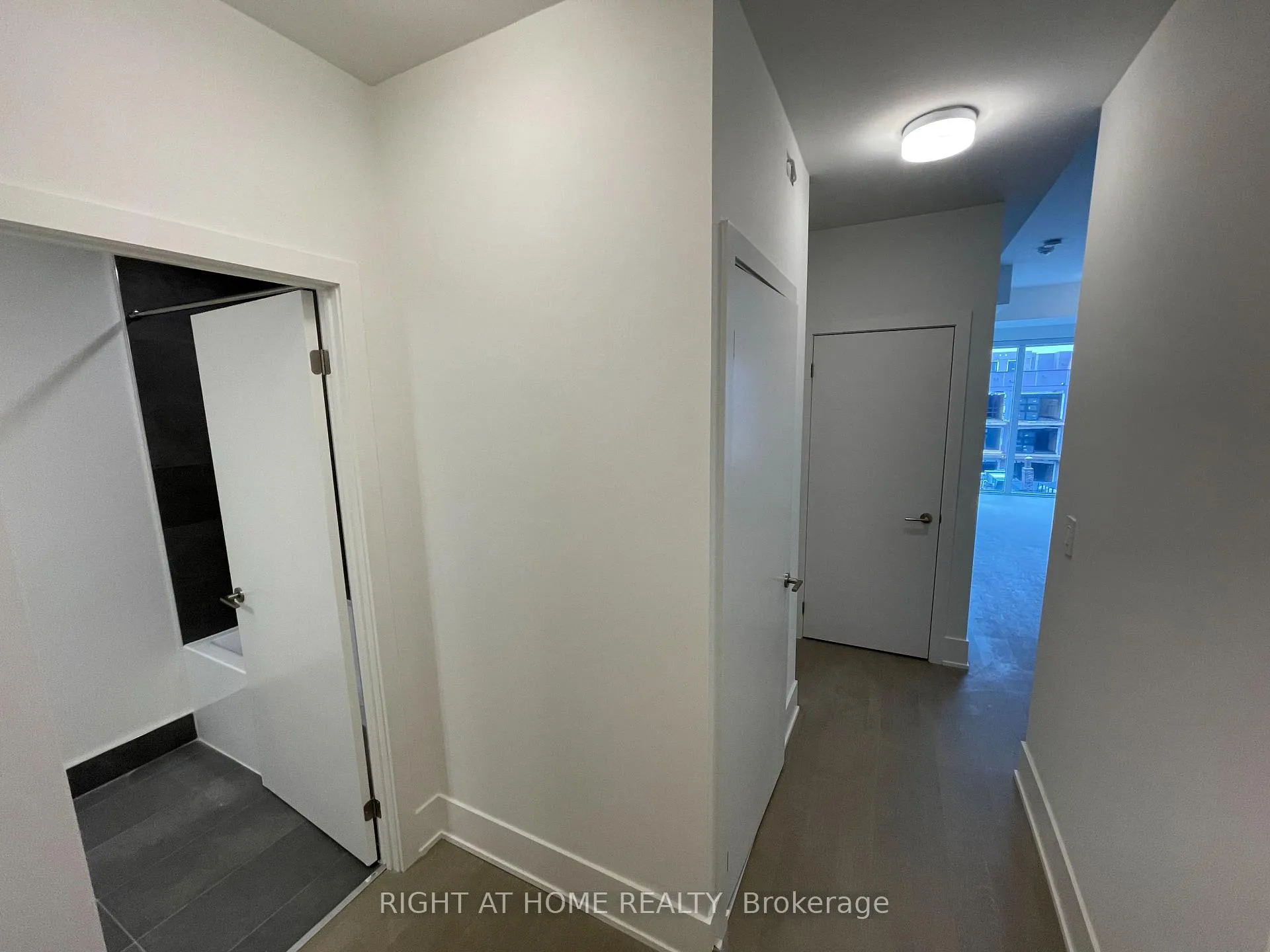 Photo 9 of Unit 412, 495 Logan Avenue, Toronto, North Riverdale — HOMEH