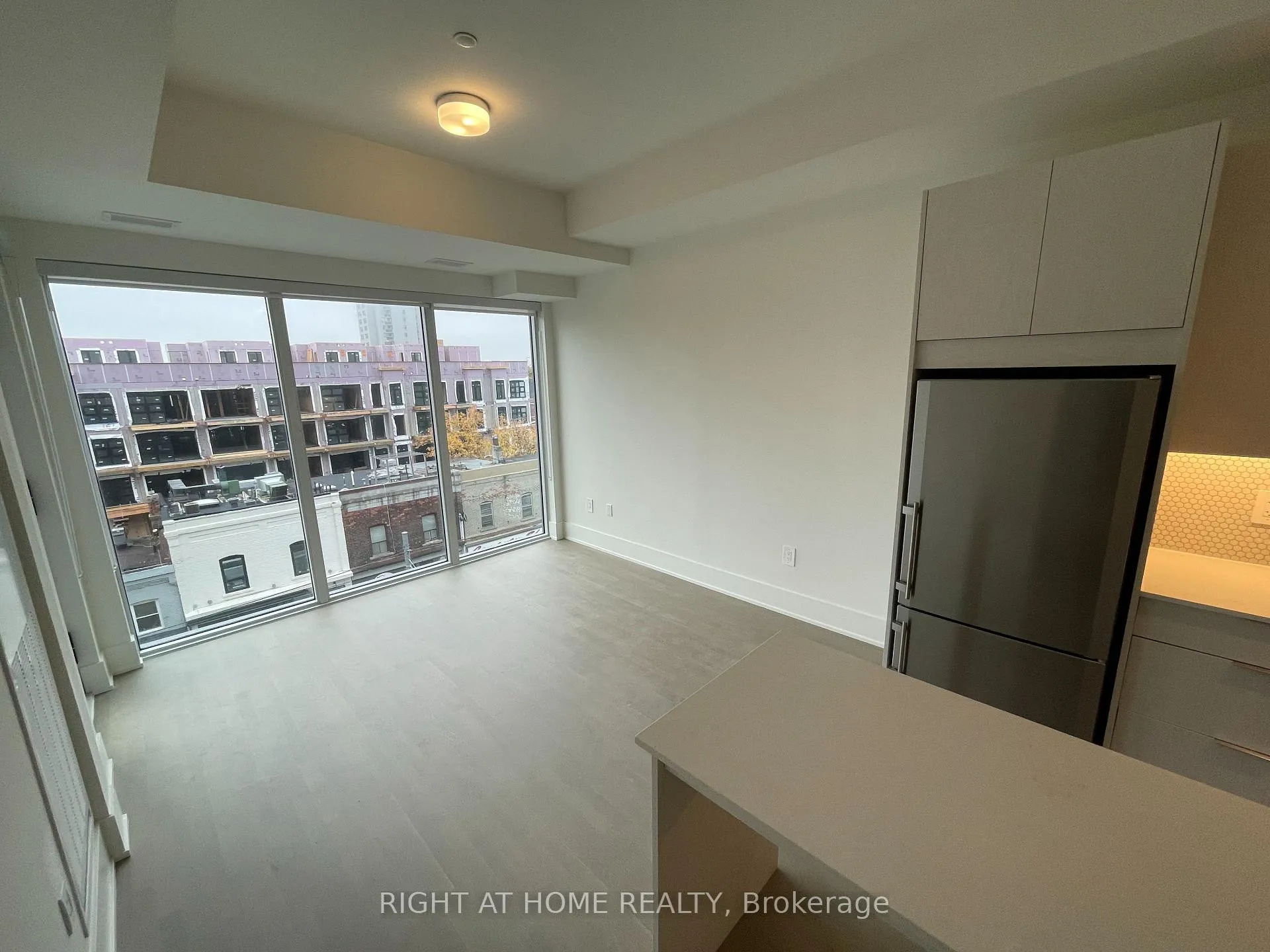 Photo 12 of Unit 412, 495 Logan Avenue, Toronto, North Riverdale — HOMEH