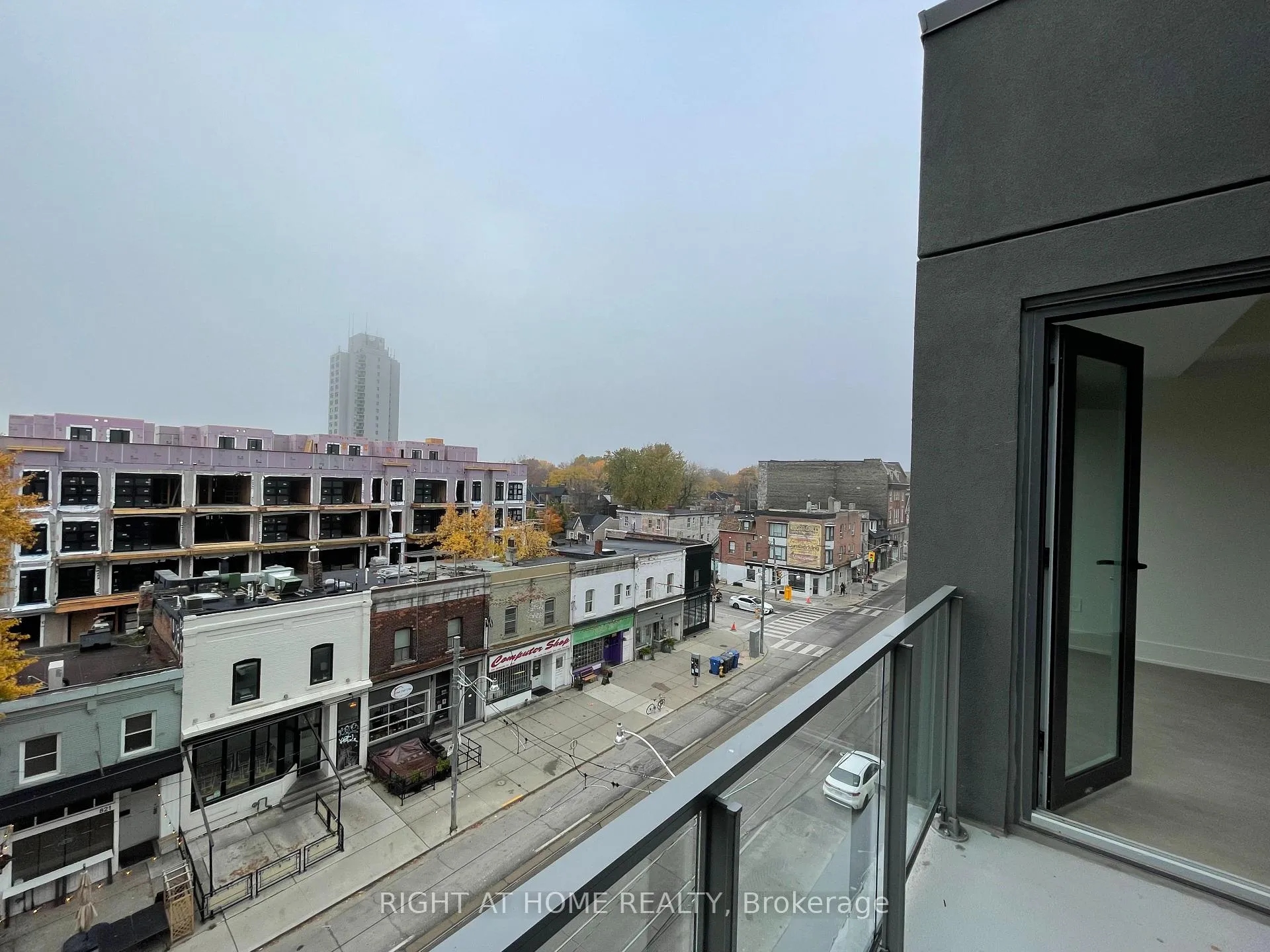 Photo 16 of Unit 412, 495 Logan Avenue, Toronto, North Riverdale — HOMEH