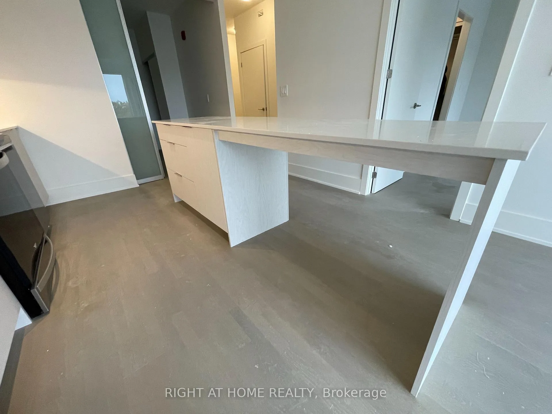 Photo 23 of Unit 412, 495 Logan Avenue, Toronto, North Riverdale — HOMEH
