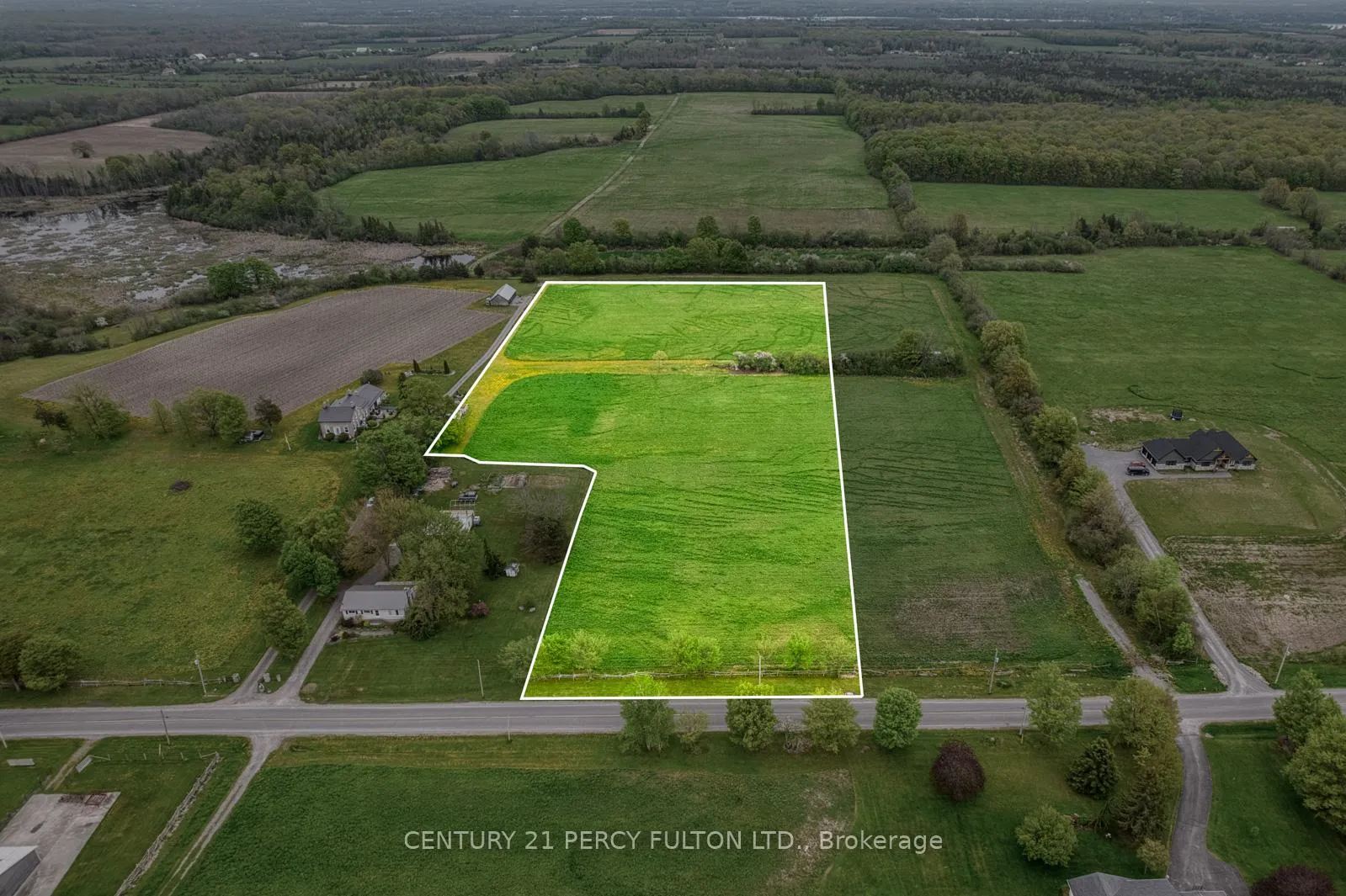 Photo 2 of 1259 County 19 Road, Prince Edward County, Ameliasburg Ward — HOMEH