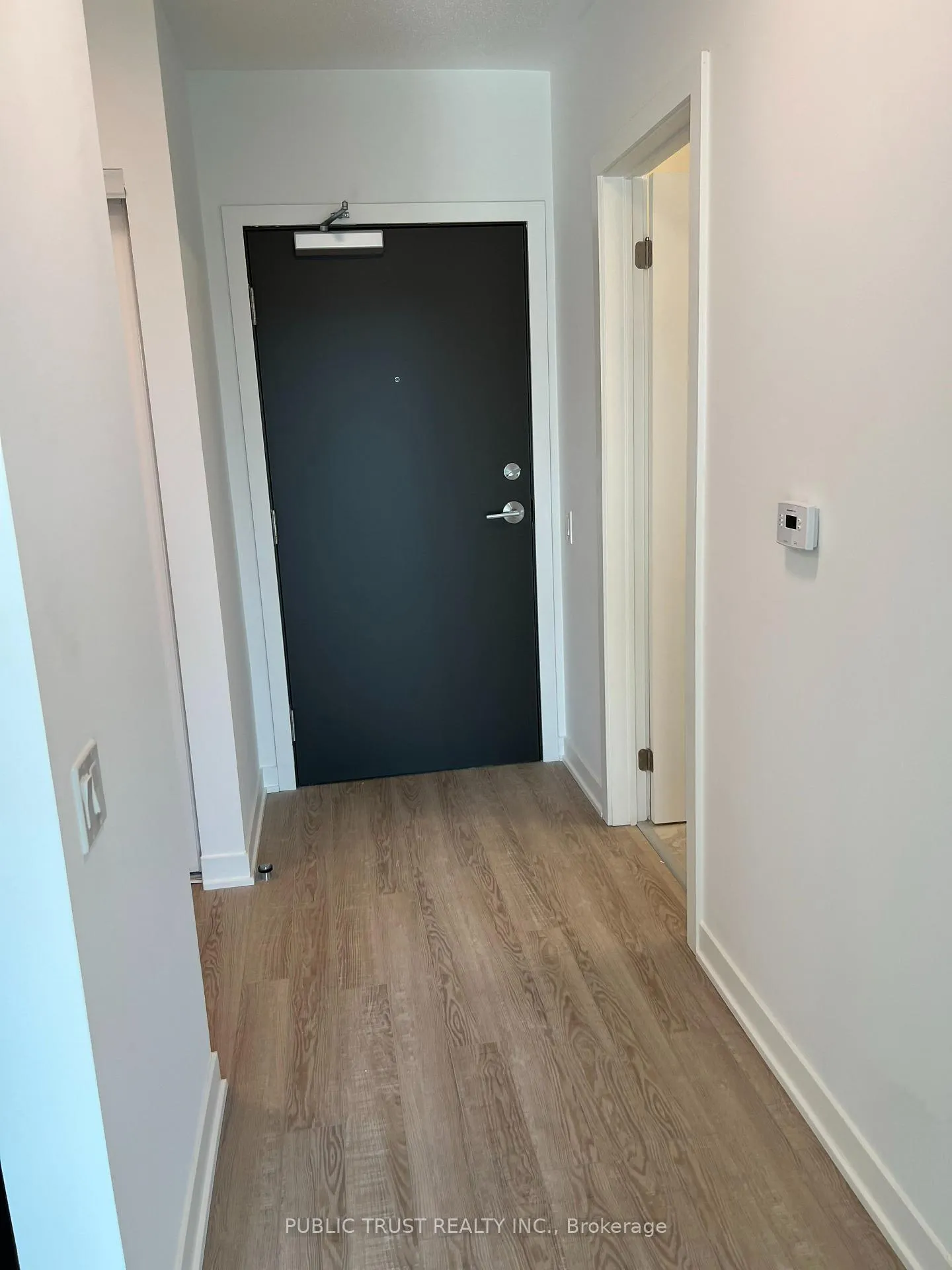 Photo 2 of Unit 211, 385 Arctic Red Dr, Oshawa, Windfields — HOMEH