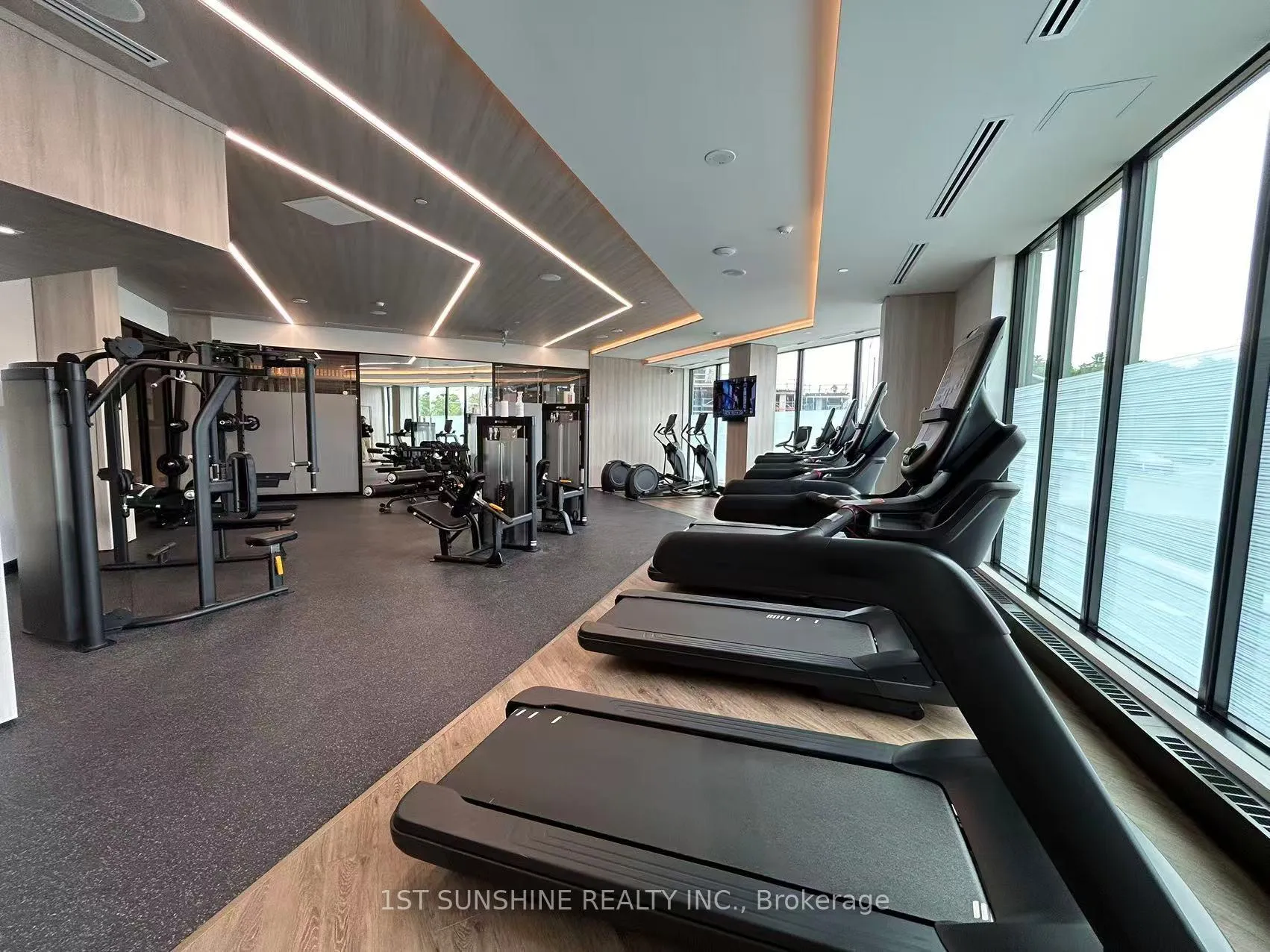 Photo 8 of Unit 321, 2501 Saw Whet Boulevard, Oakville, Glen Abbey — HOMEH