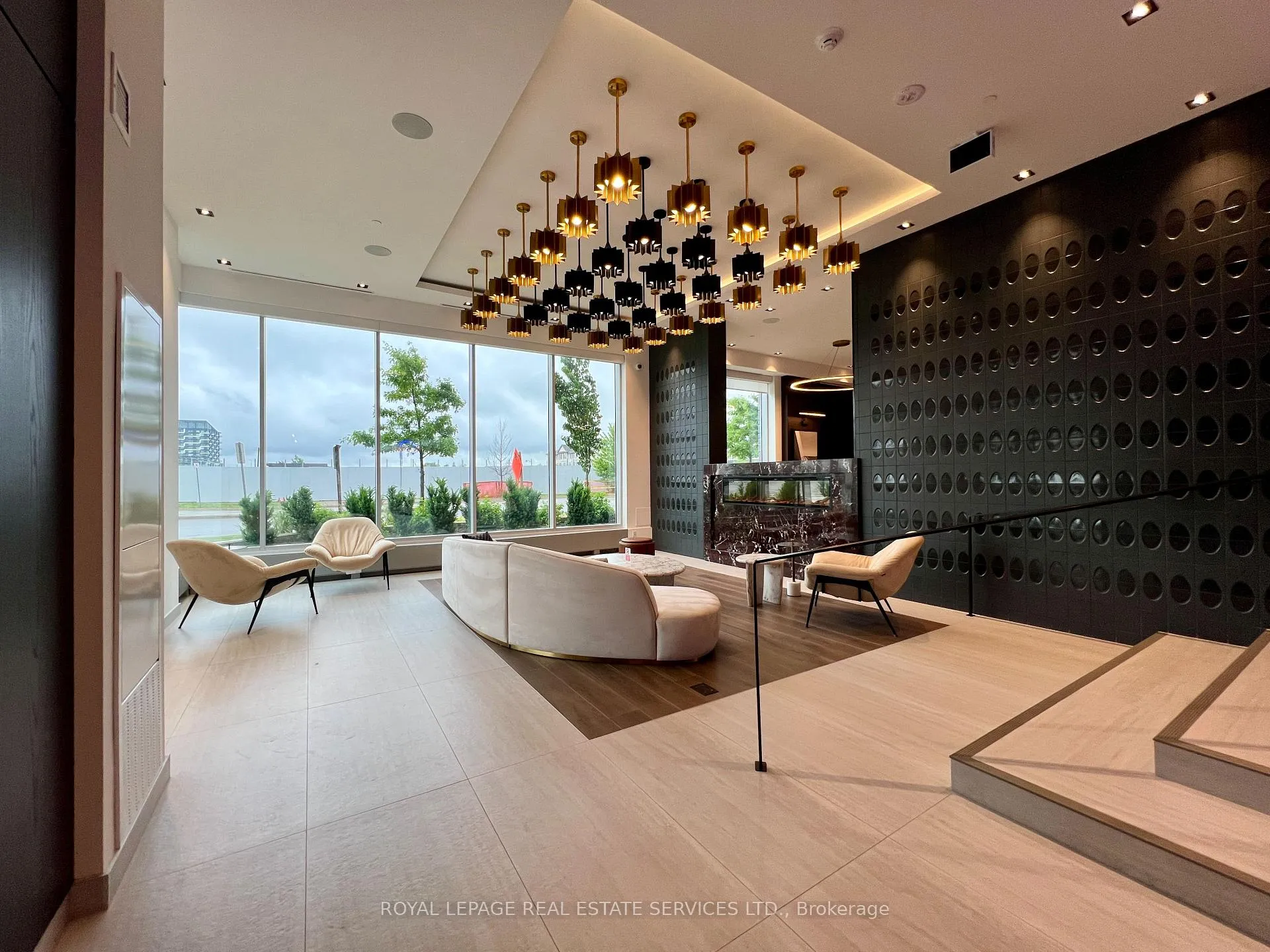 Photo 3 of Unit 308, 412 Silver Maple Road, Oakville, Joshua Meadows — HOMEH