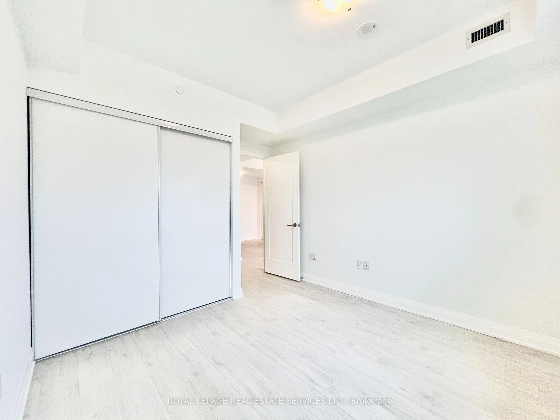 Photo 16 of Unit 308, 412 Silver Maple Road, Oakville, Joshua Meadows — HOMEH