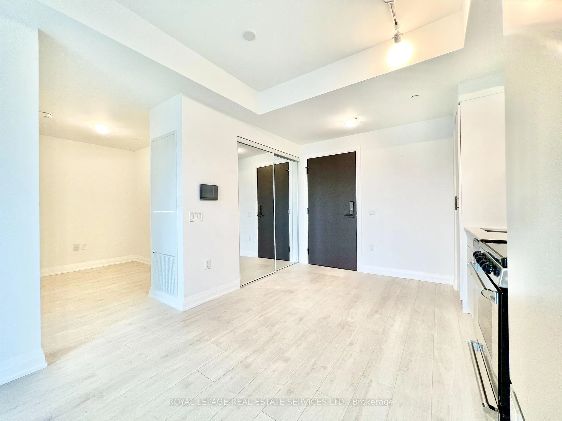 Photo 20 of Unit 308, 412 Silver Maple Road, Oakville, Joshua Meadows — HOMEH