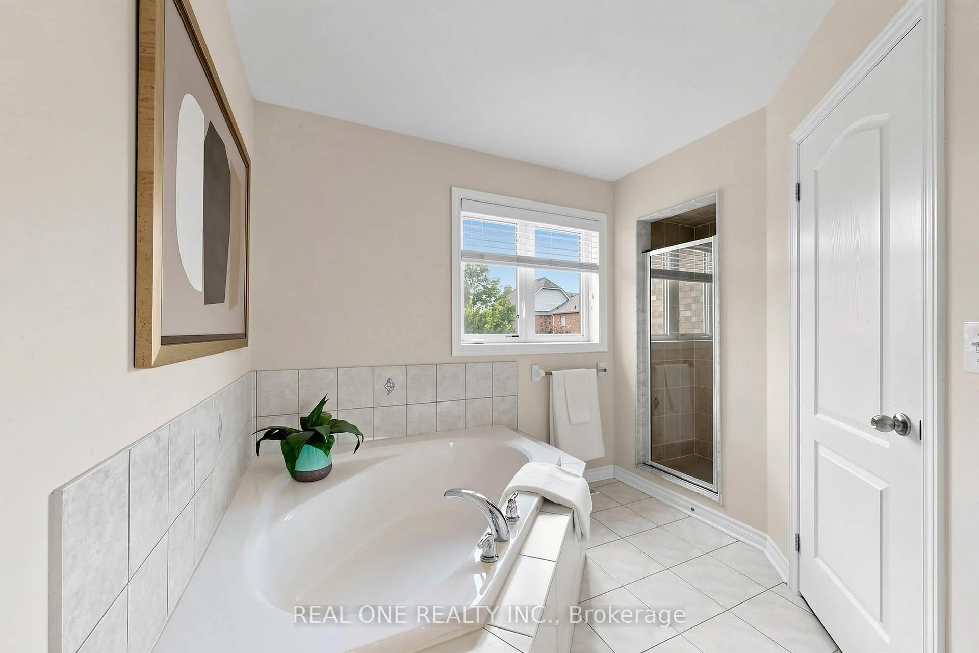 Photo 22 of 11 Moore's Court, Markham, Box Grove — HOMEH
