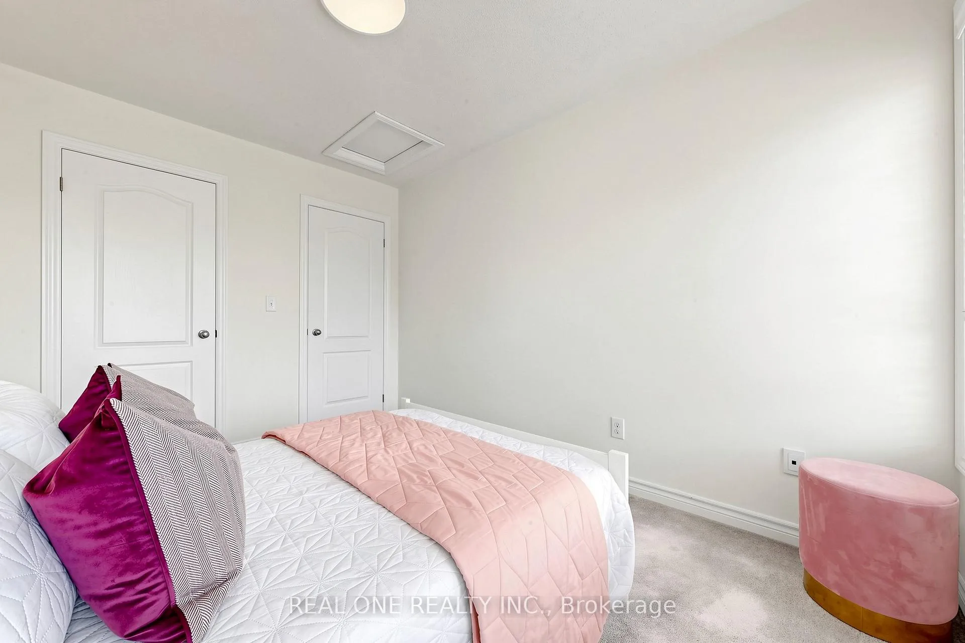 Photo 27 of 11 Moore's Court, Markham, Box Grove — HOMEH