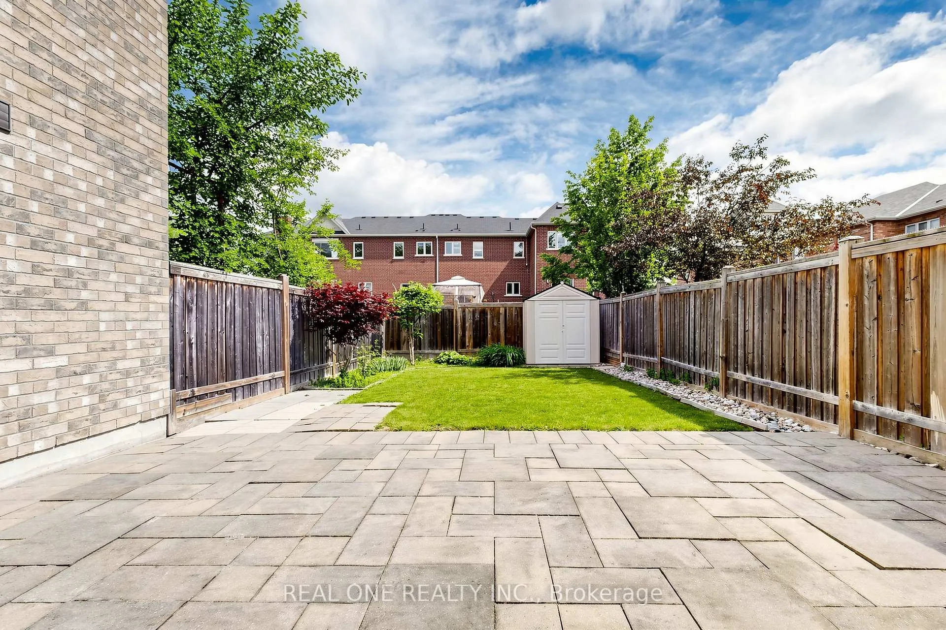 Photo 39 of 11 Moore's Court, Markham, Box Grove — HOMEH