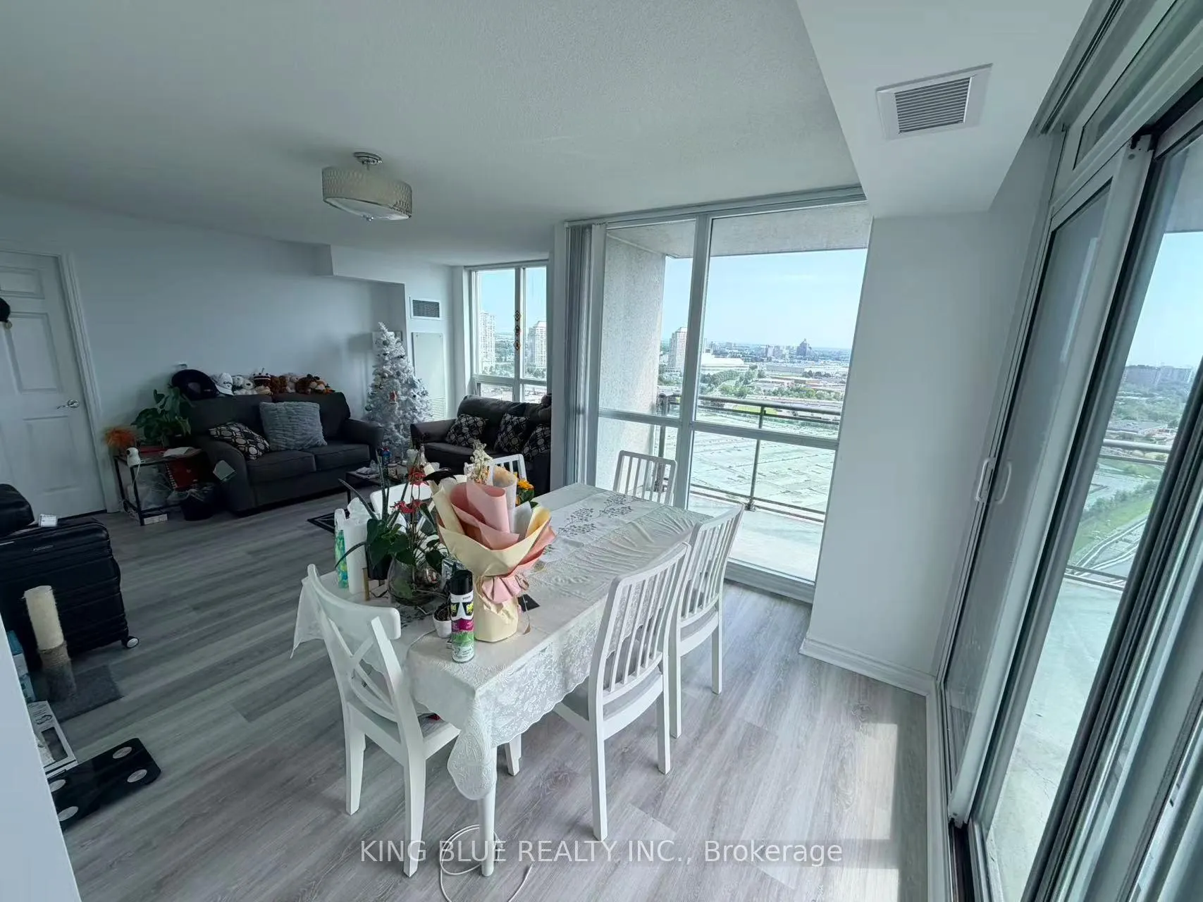 Photo 17 of Unit 2208, 88 Grangeway Avenue, Scarborough, Woburn — HOMEH