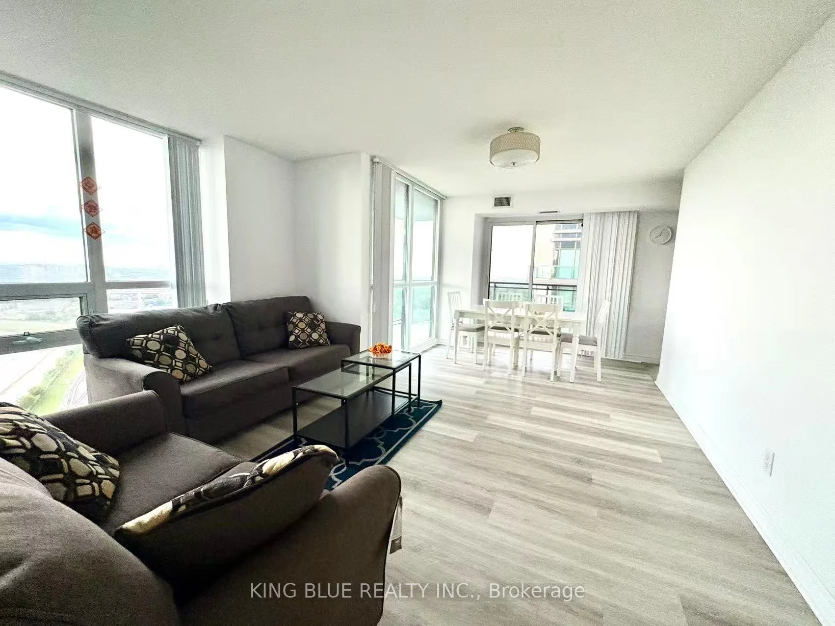 Photo 3 of Unit 2208, 88 Grangeway Avenue, Scarborough, Woburn — HOMEH