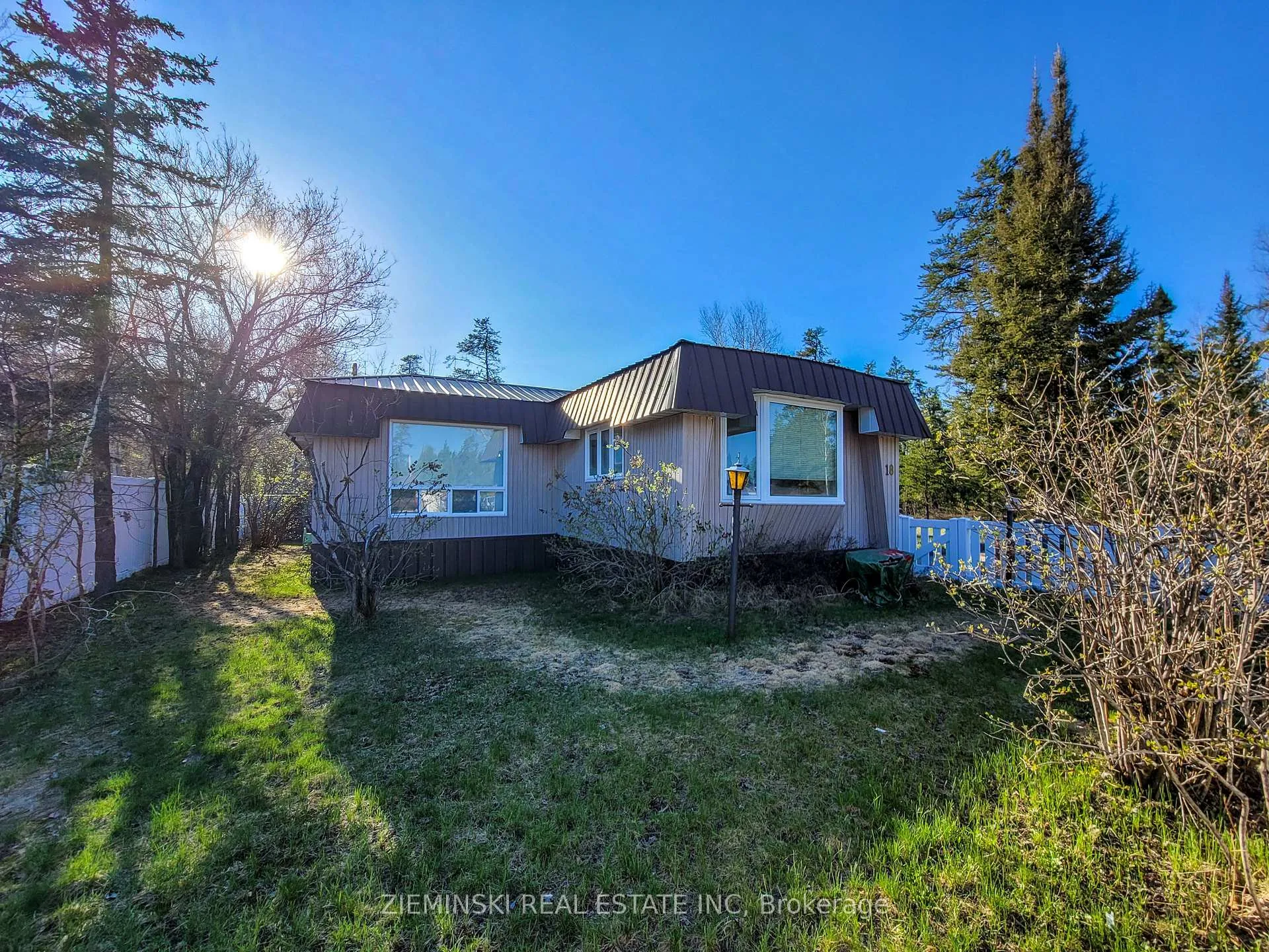 Photo of 18-8885 Hwy 11