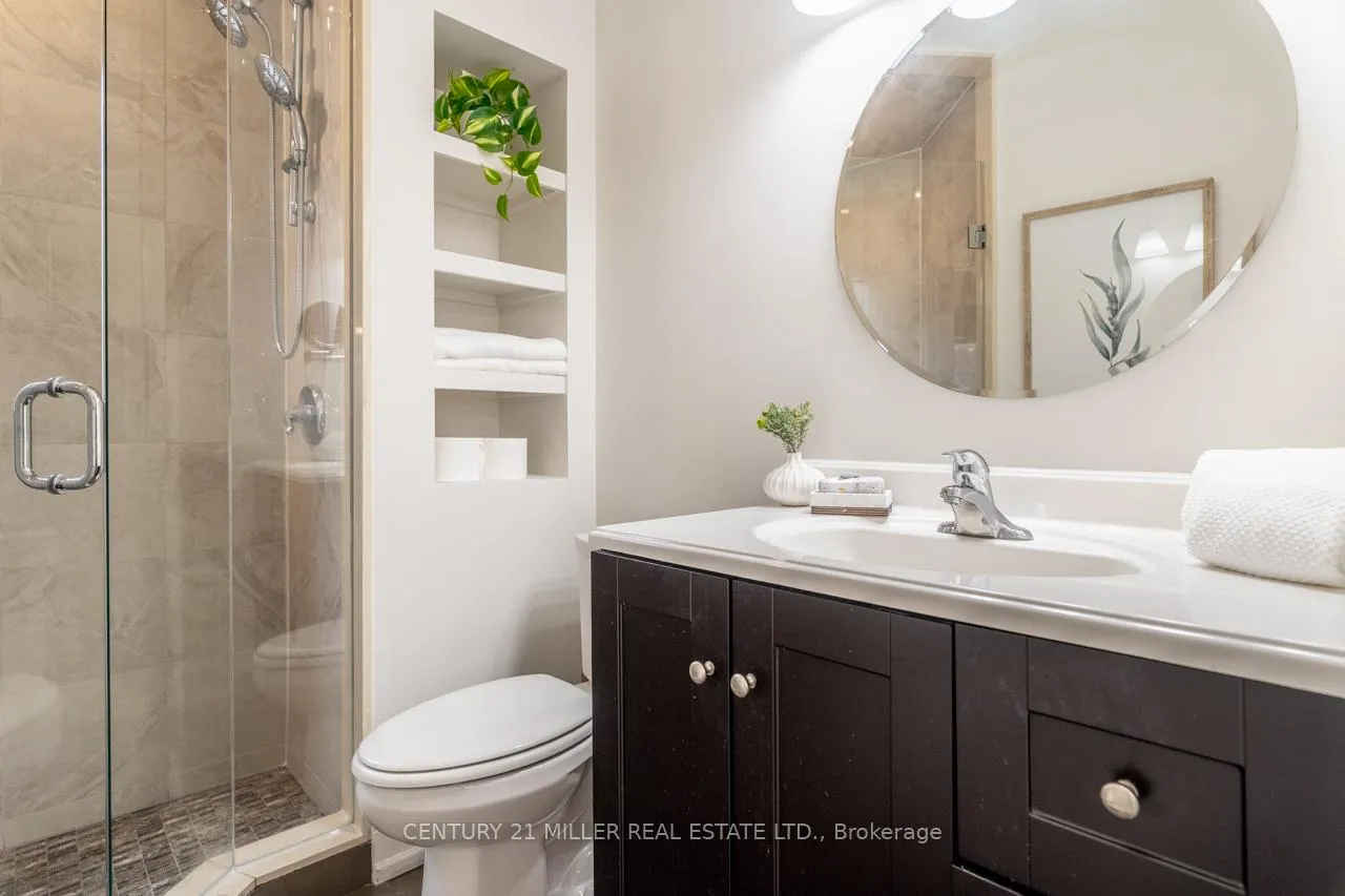 Photo 17 of 137 Springdale Boulevard, Toronto, Danforth Village-East York — HOMEH