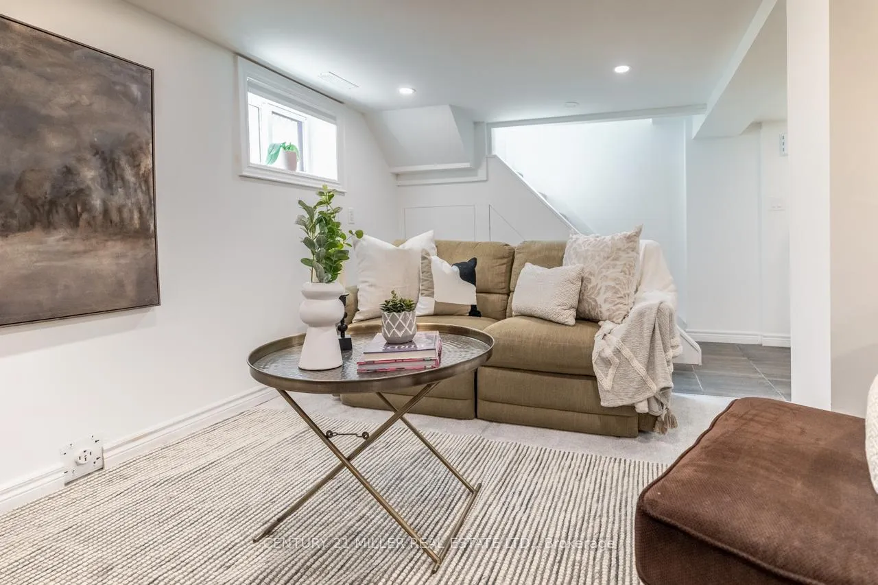 Photo 24 of 137 Springdale Boulevard, Toronto, Danforth Village-East York — HOMEH