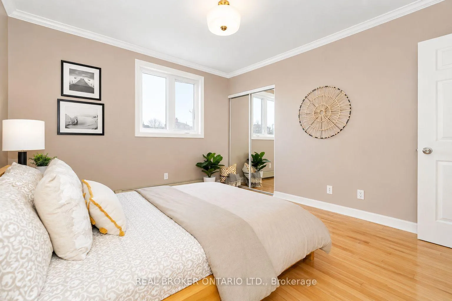 Photo 19 of 9 Graham Avenue, Ottawa, Ottawa East — HOMEH