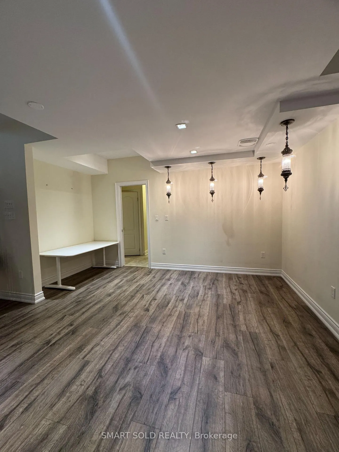 Photo 9 of 2374 Robmar Drive, Oakville, Joshua Creek — HOMEH