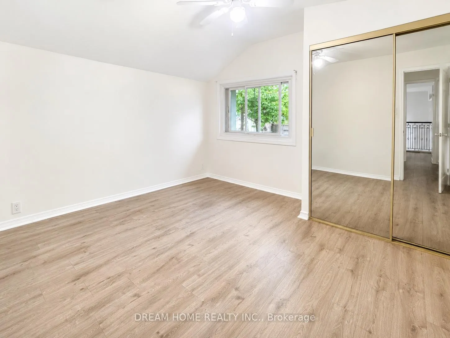 Photo 11 of Unit Main Floor, 26 Arlene Crescent, Scarborough, Bendale — HOMEH