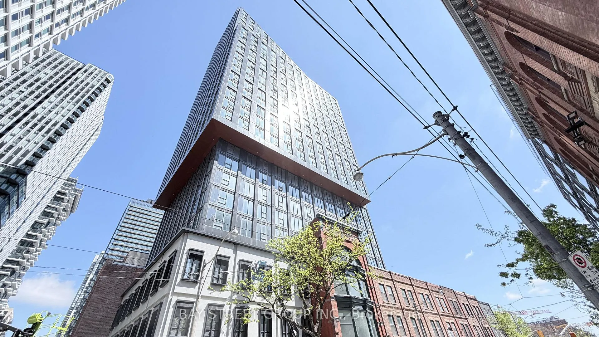 Front of Unit 905, 100 Queen Street E