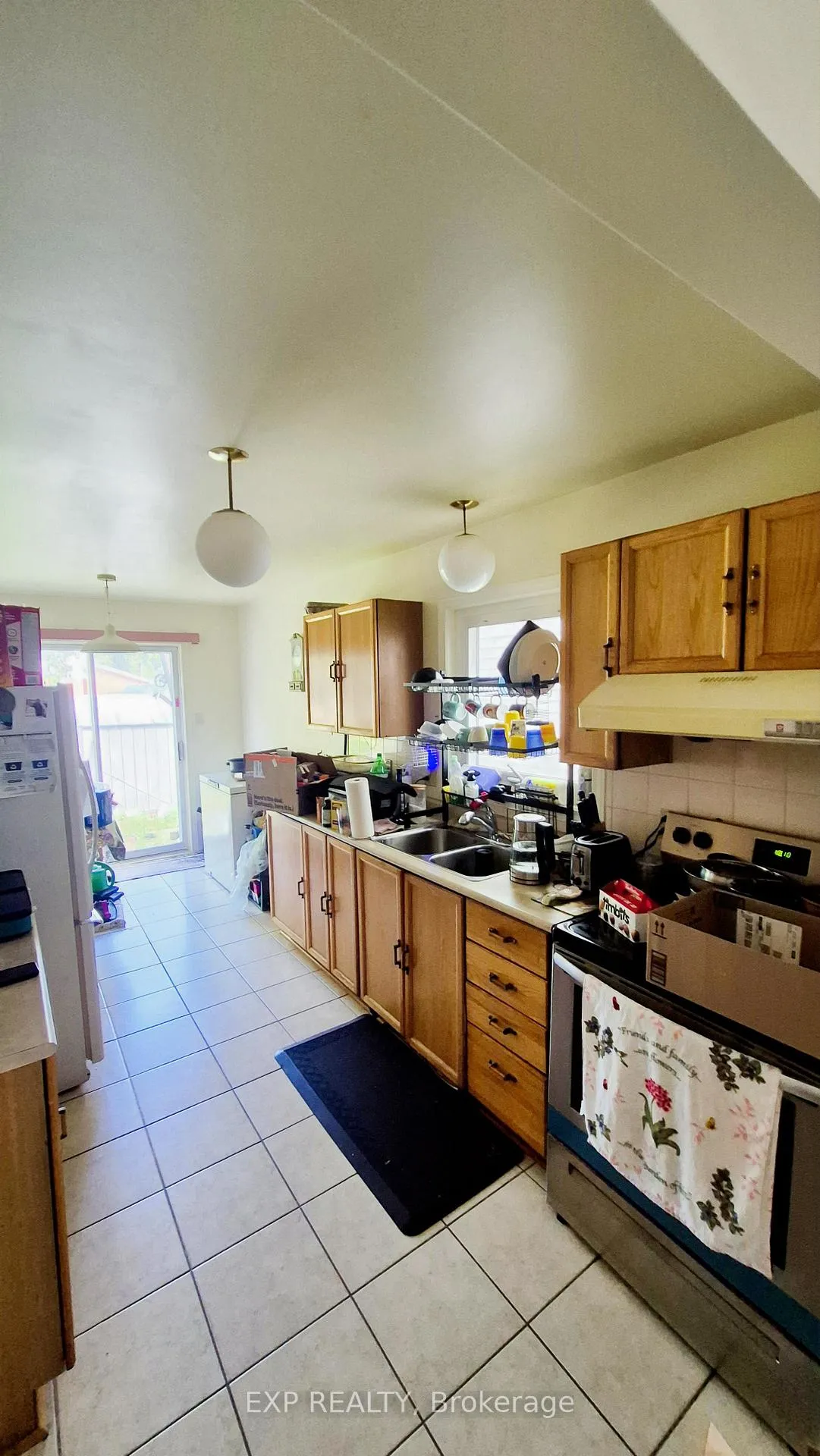 Photo 3 of 35 Raj Terrace, Ottawa, Hunt Club Park — HOMEH