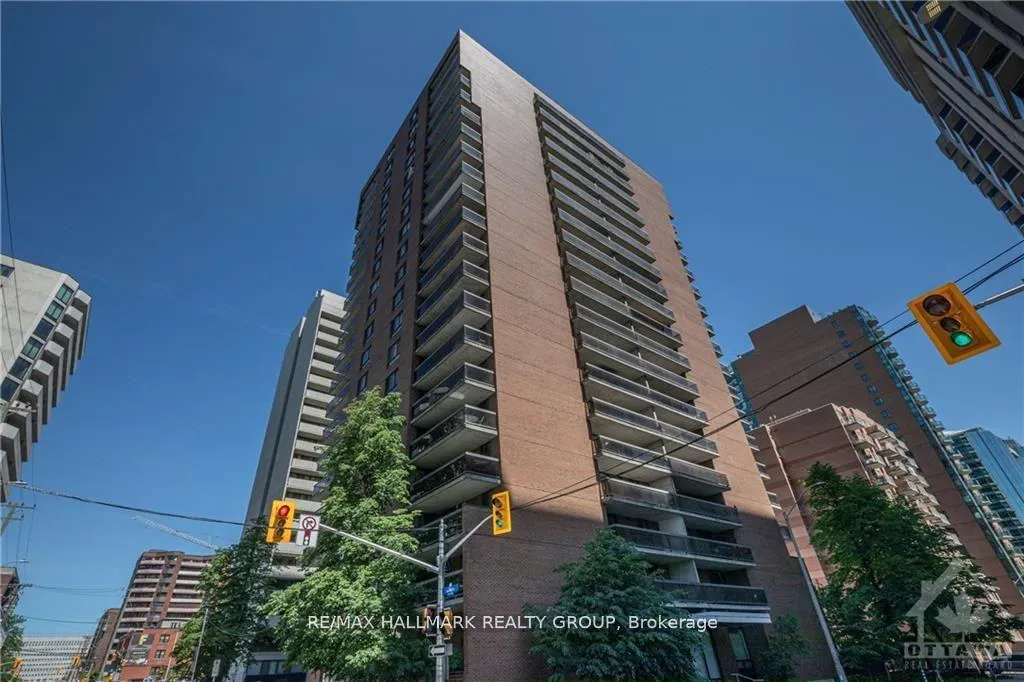 Front of Unit 205, 475 Laurier Street W