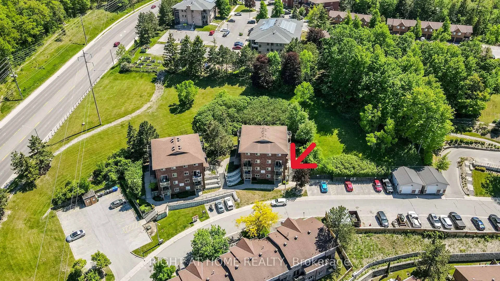 Photo 4 of Unit 2, 3 Sawmill Road, Barrie, Ardagh — HOMEH