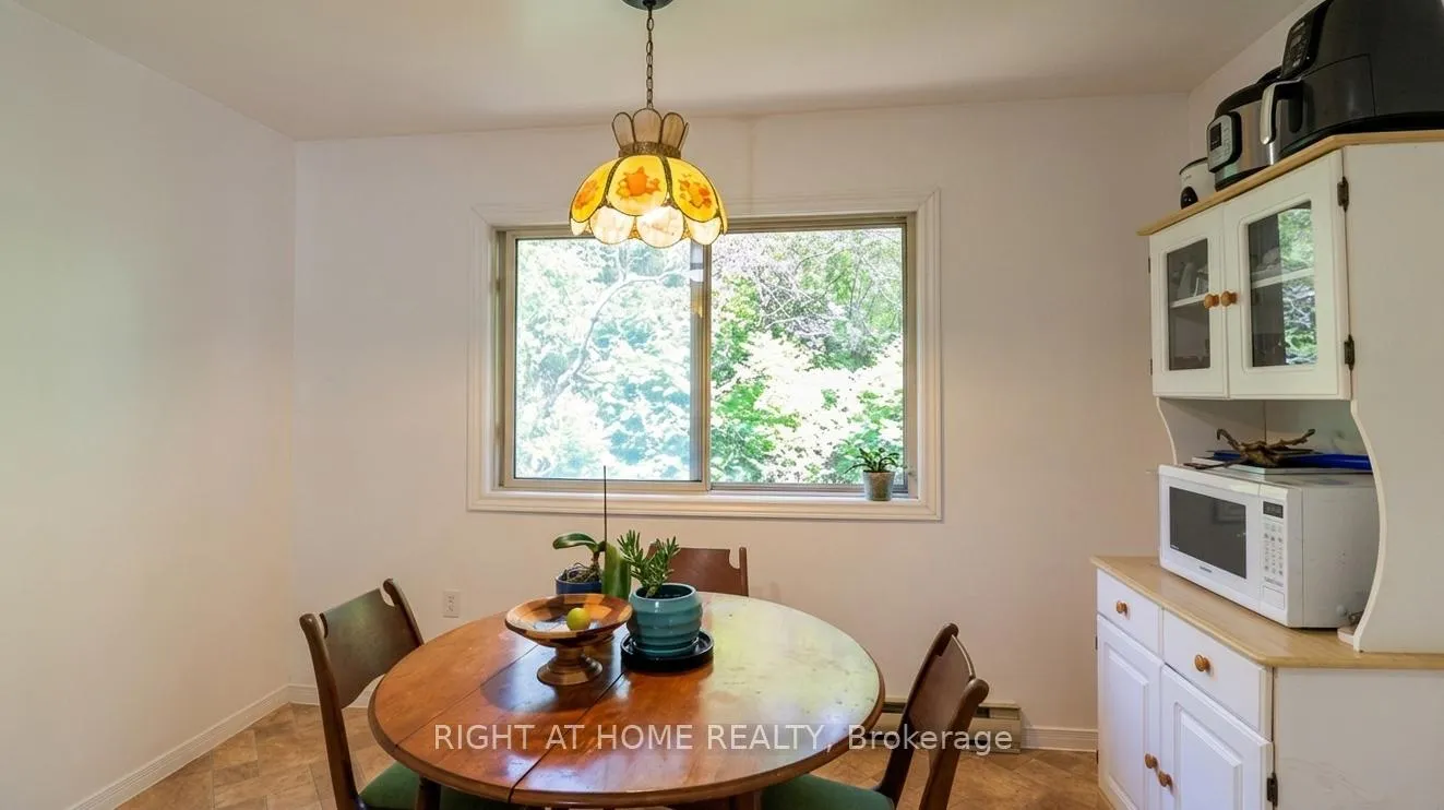 Photo 12 of Unit 2, 3 Sawmill Road, Barrie, Ardagh — HOMEH