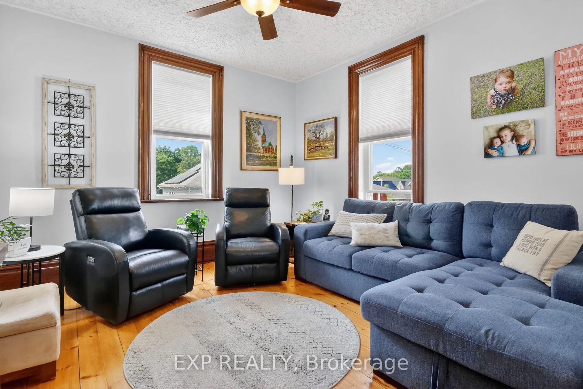 Photo 9 of 82 Munro Street, Carleton Place, Carleton Place — HOMEH