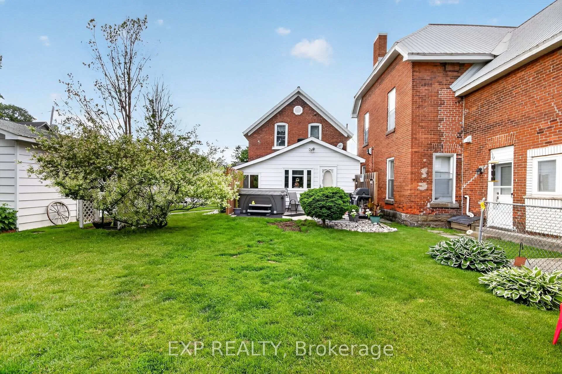 Photo 33 of 82 Munro Street, Carleton Place, Carleton Place — HOMEH