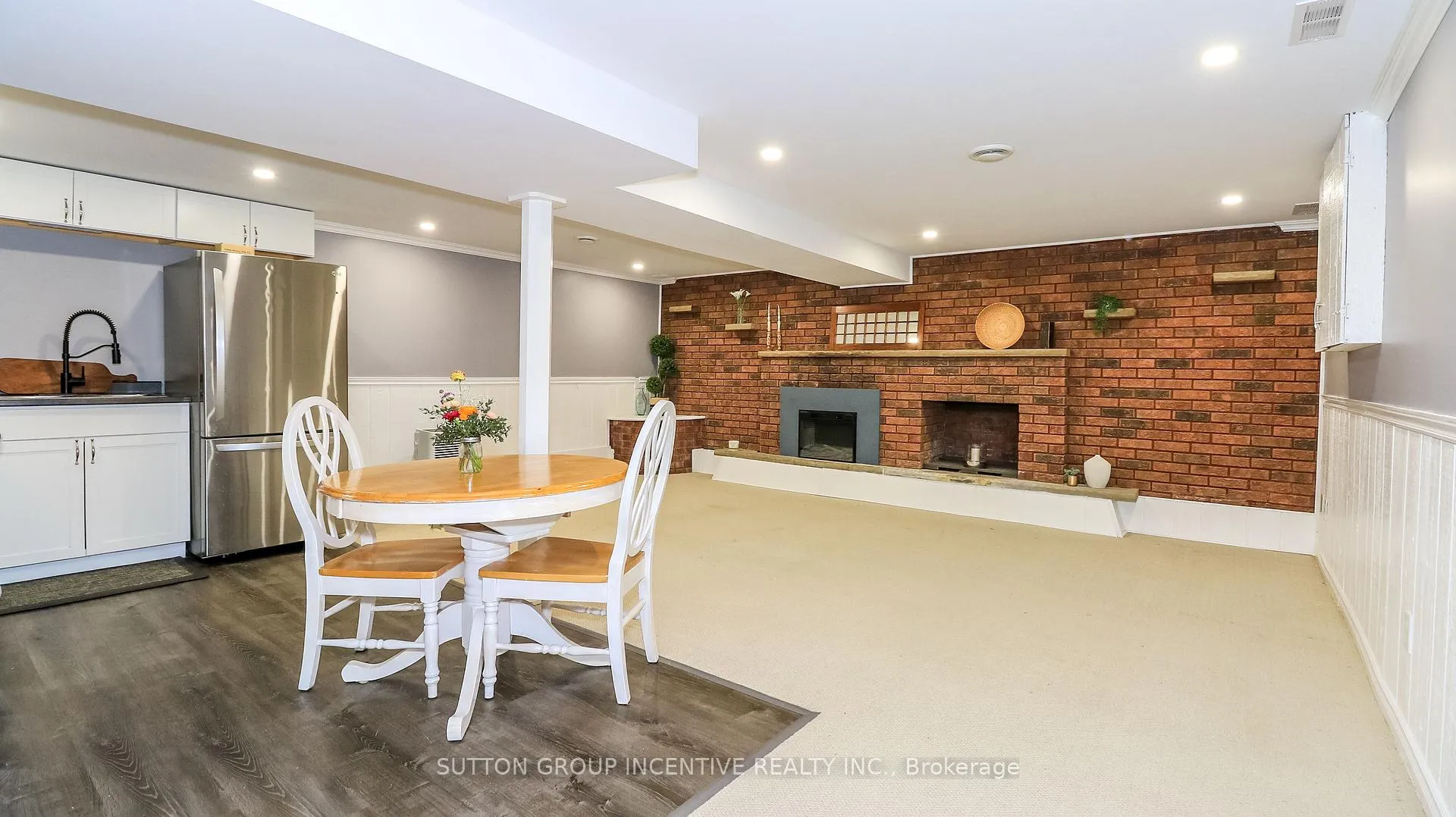 Photo 21 of 18 Jill's Court, Barrie, Grove East — HOMEH