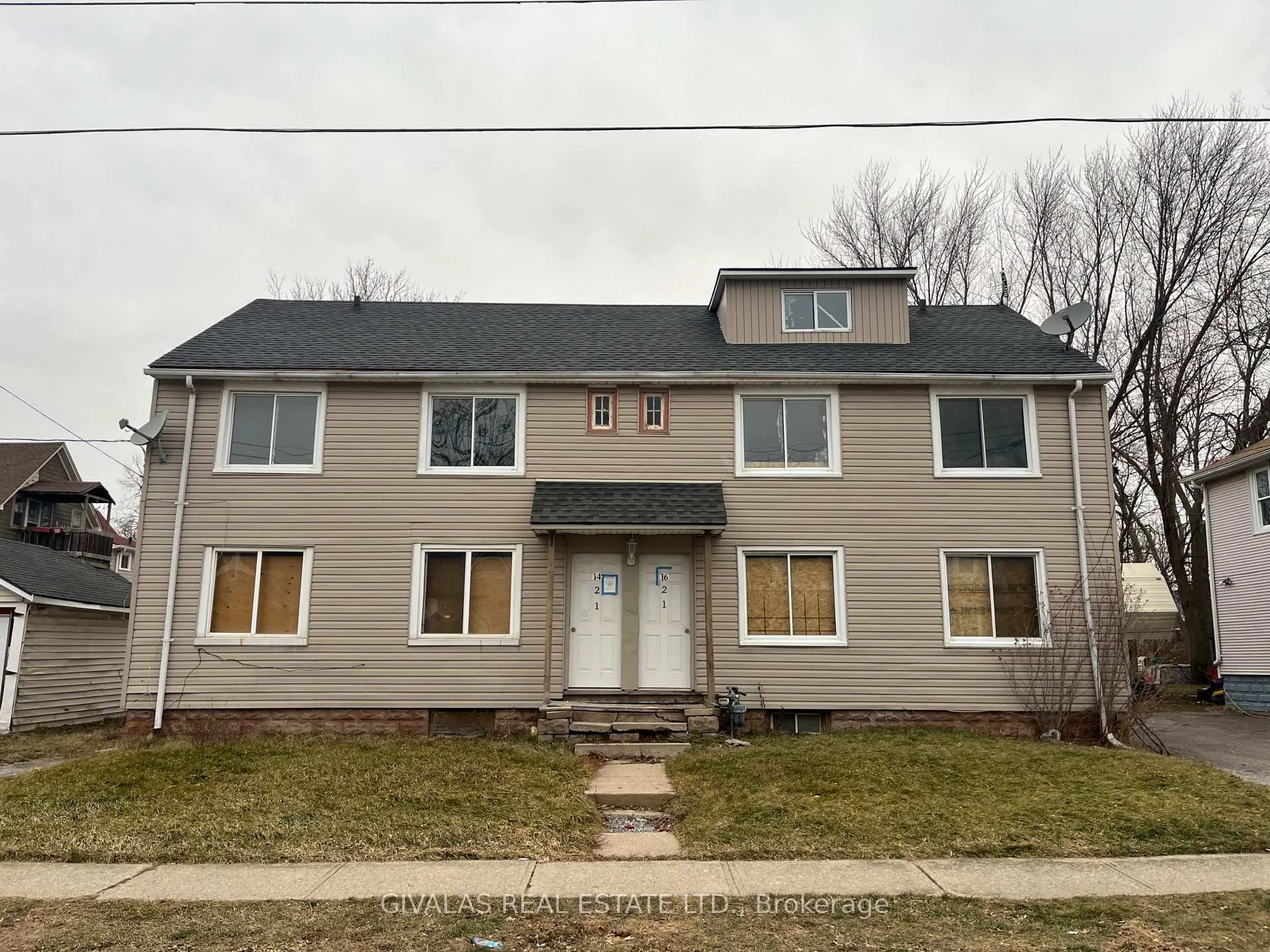 Photo 1 of 14 Asher Street, Welland, Welland Downtown — HOMEH