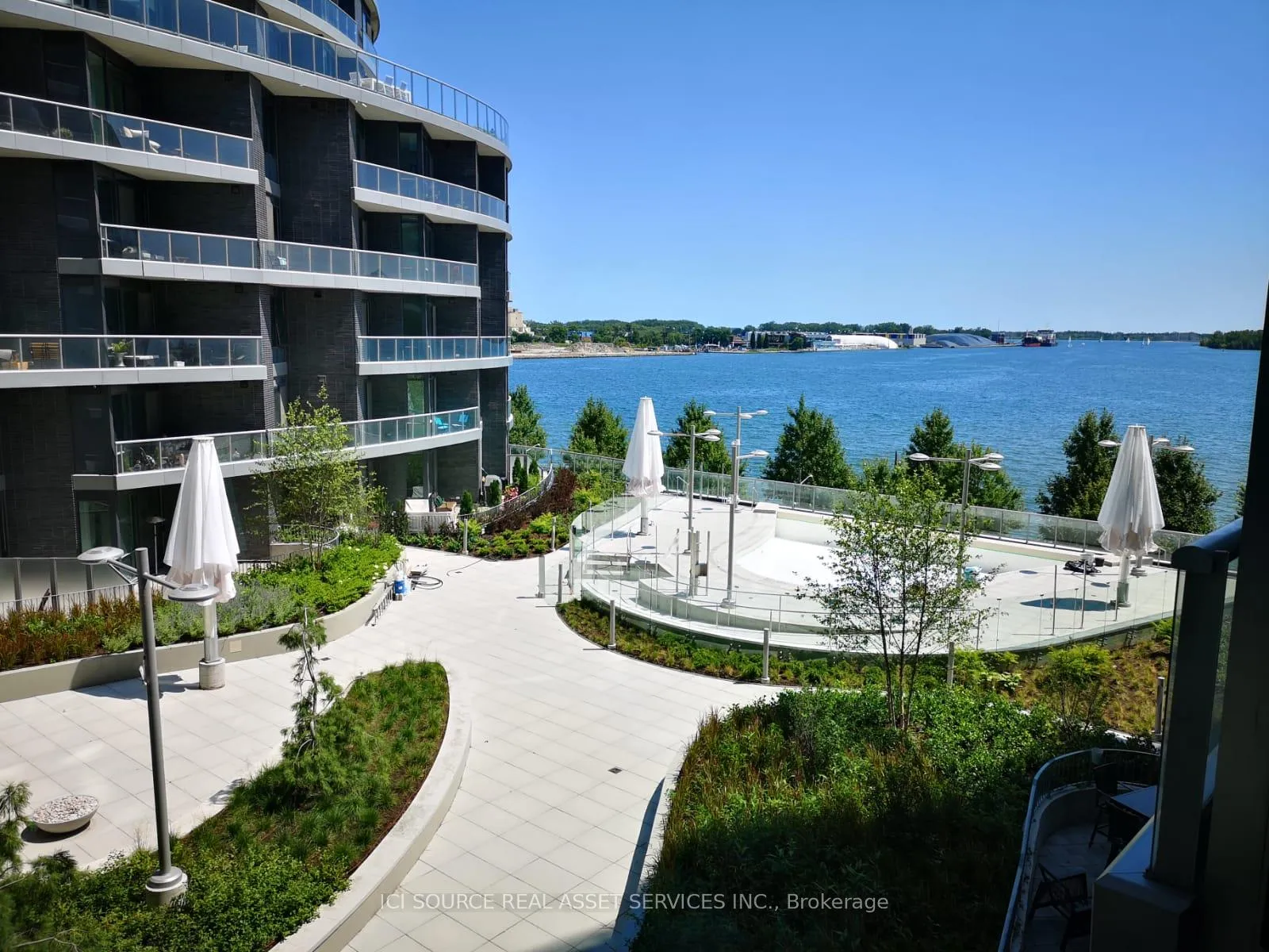 Photo 2 of Unit 407, 1 Edgewater Drive, Toronto, Waterfront Communities — HOMEH
