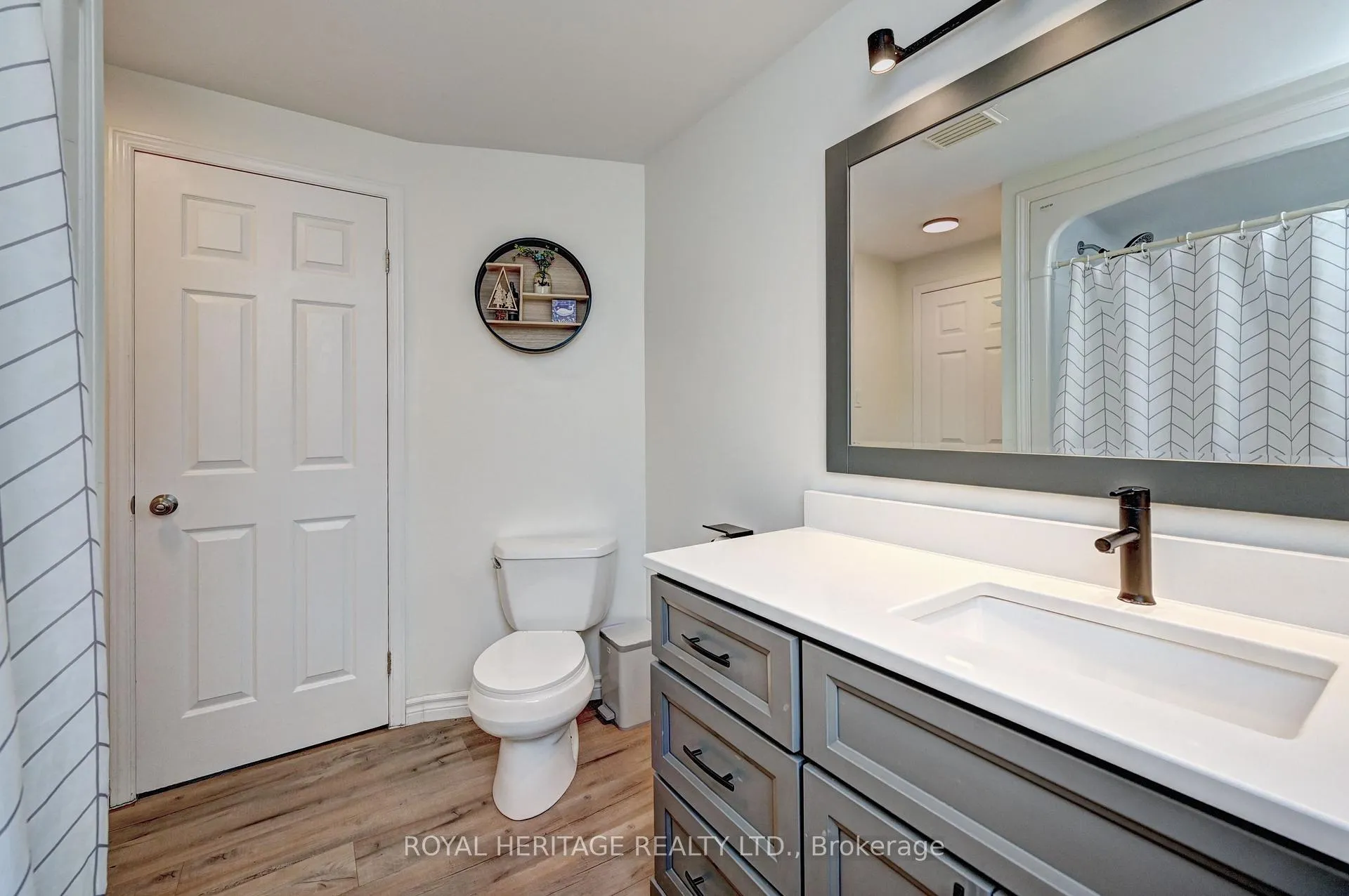 Photo 25 of 16 Dawn Ridge Drive NE, Kitchener — HOMEH