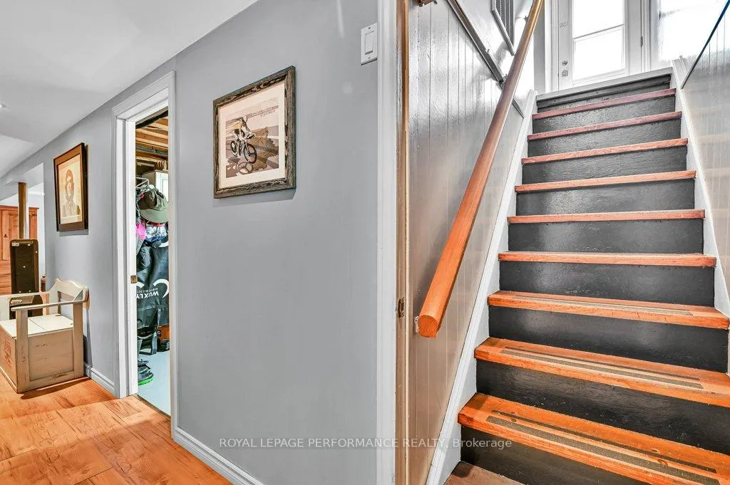 Photo 18 of 943 Arkell Street, Ottawa, Queensway Terrace North — HOMEH