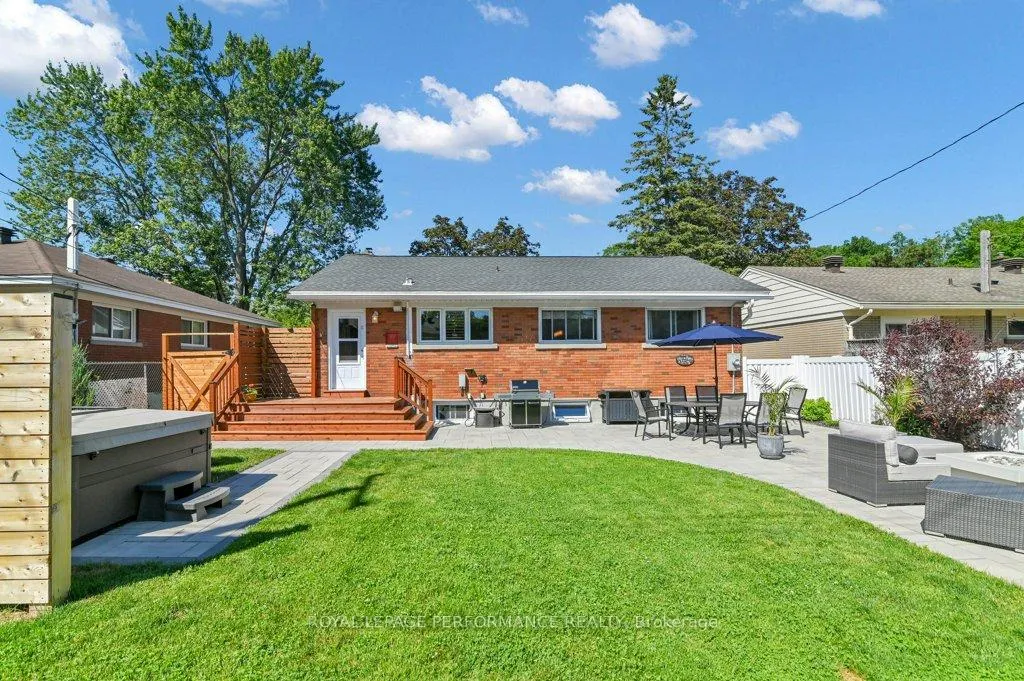 Photo 29 of 943 Arkell Street, Ottawa, Queensway Terrace North — HOMEH