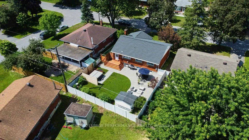 Photo 41 of 943 Arkell Street, Ottawa, Queensway Terrace North — HOMEH
