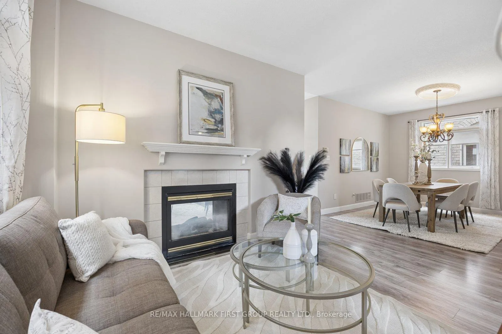 Photo 5 of 472 Summerpark Crescent, Pickering, Amberlea — HOMEH