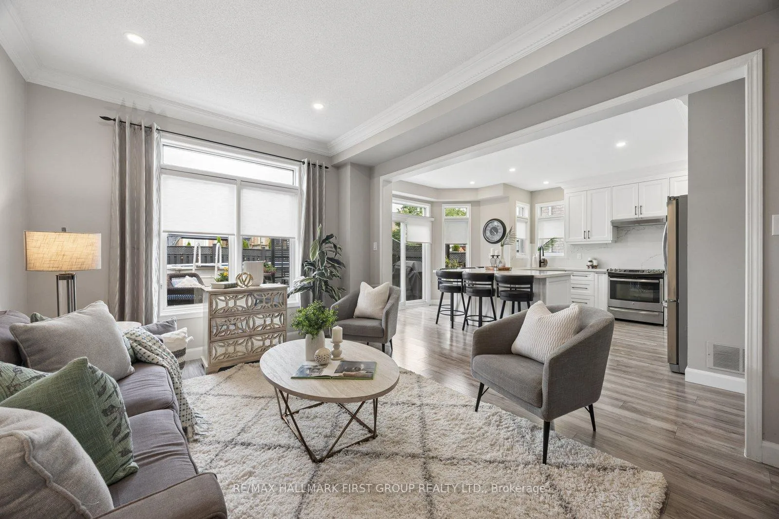 Photo 10 of 472 Summerpark Crescent, Pickering, Amberlea — HOMEH