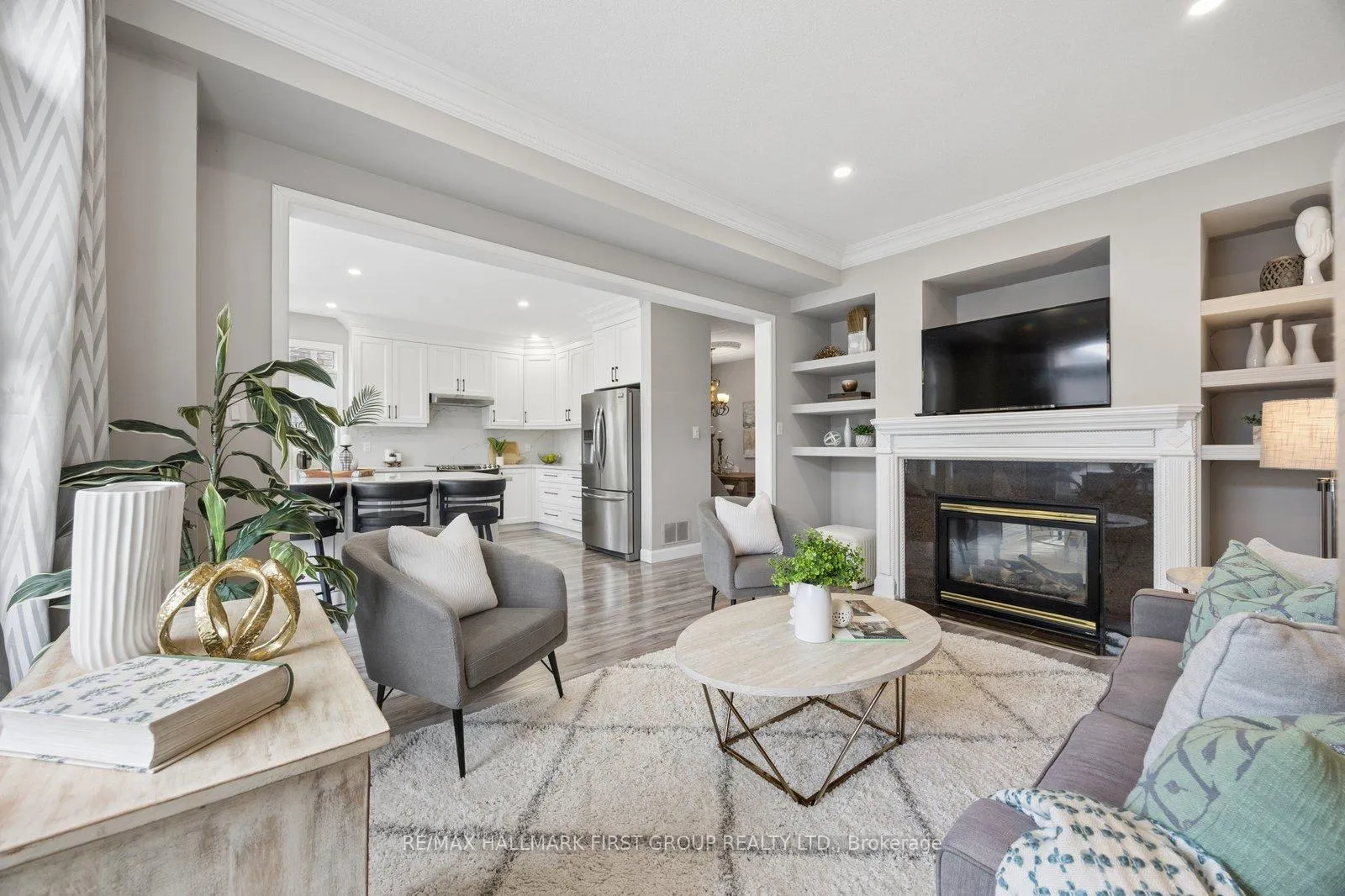 Photo 11 of 472 Summerpark Crescent, Pickering, Amberlea — HOMEH