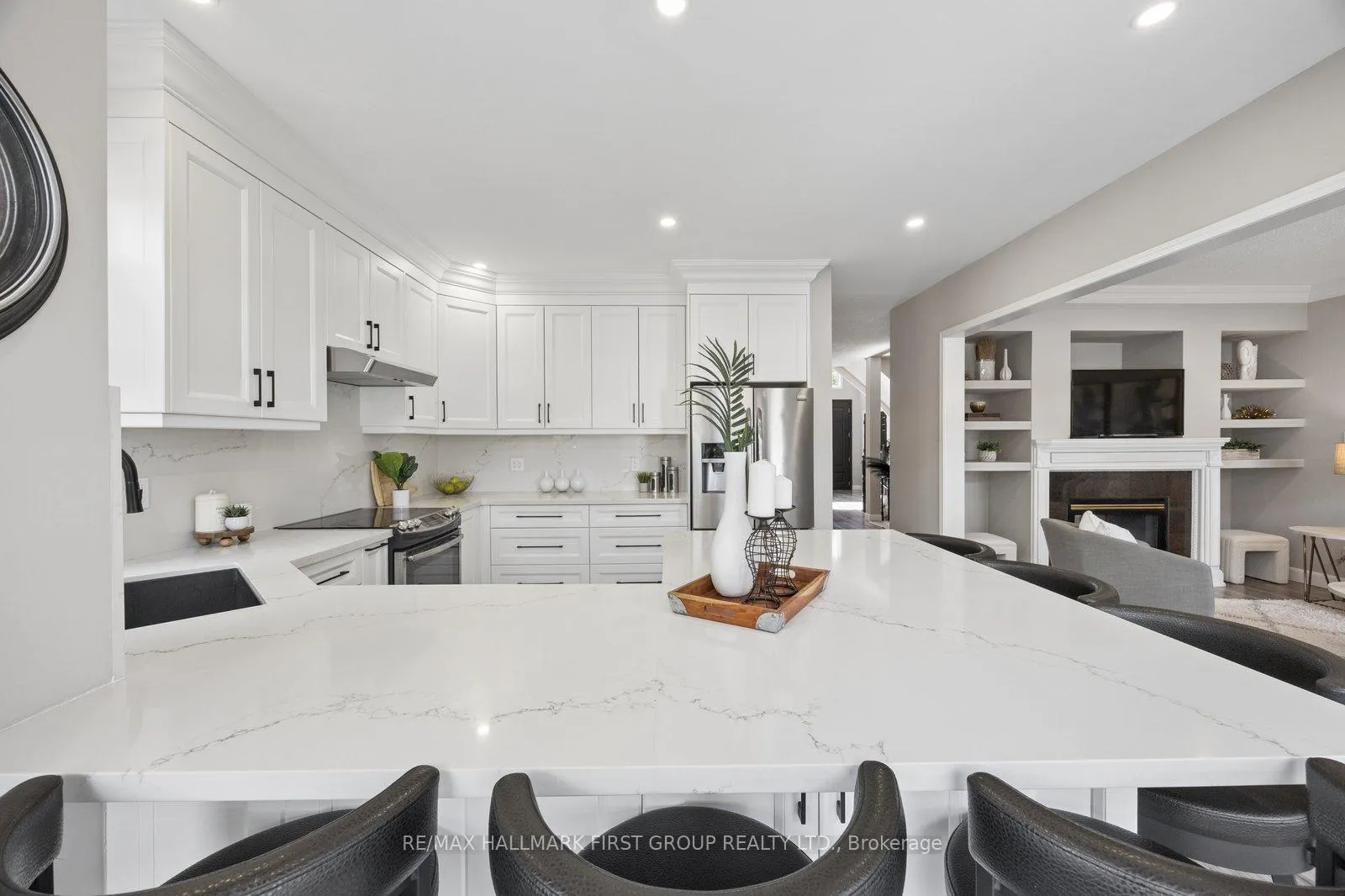 Photo 13 of 472 Summerpark Crescent, Pickering, Amberlea — HOMEH