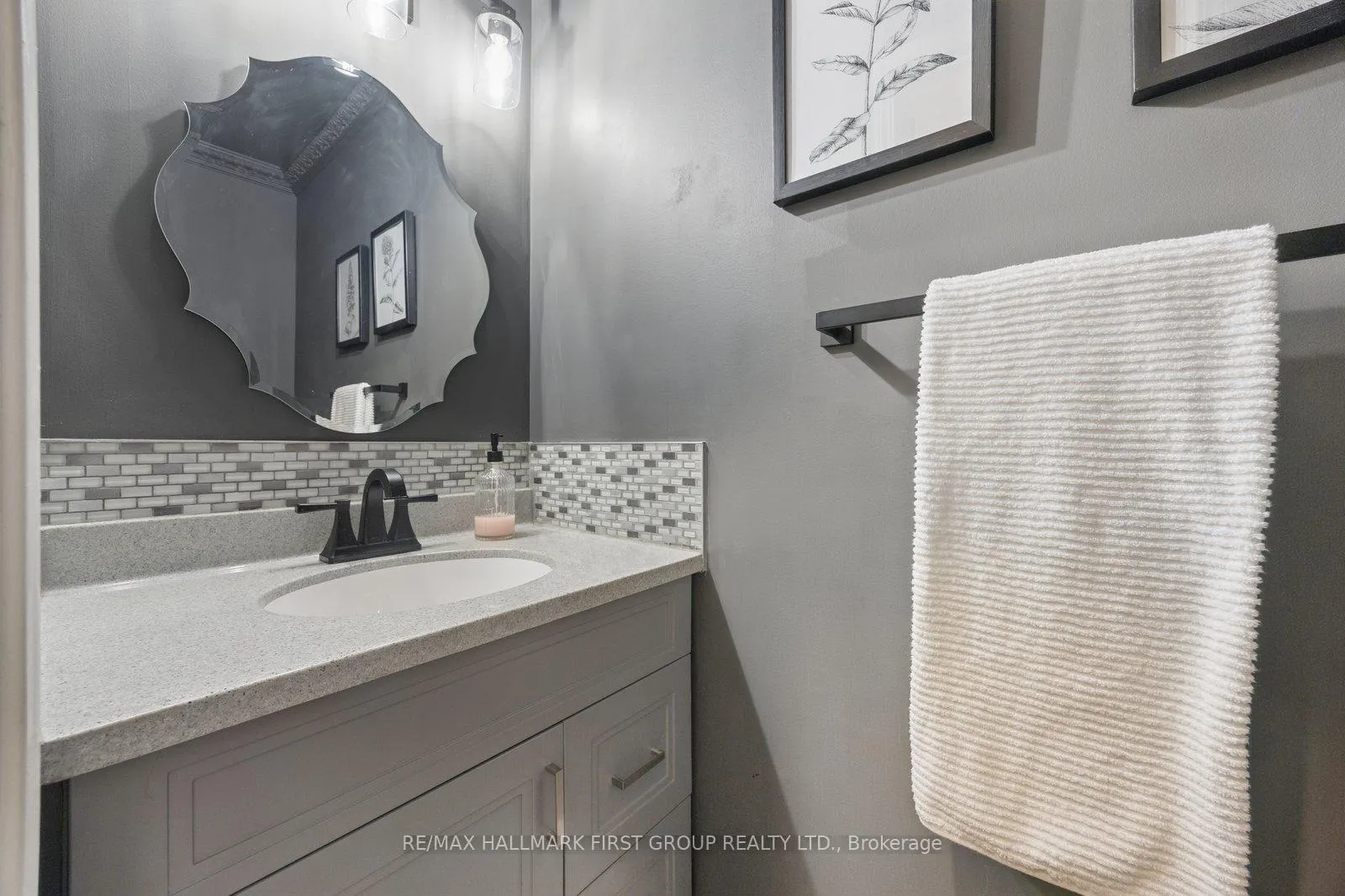 Photo 19 of 472 Summerpark Crescent, Pickering, Amberlea — HOMEH