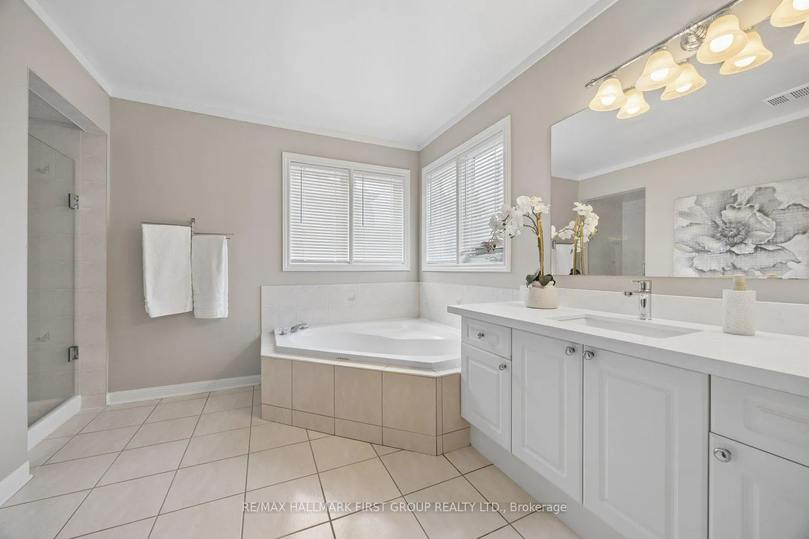 Photo 27 of 472 Summerpark Crescent, Pickering, Amberlea — HOMEH