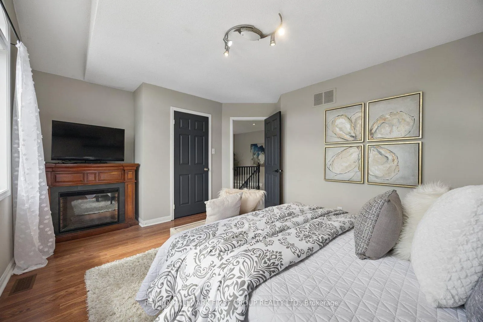 Photo 34 of 472 Summerpark Crescent, Pickering, Amberlea — HOMEH