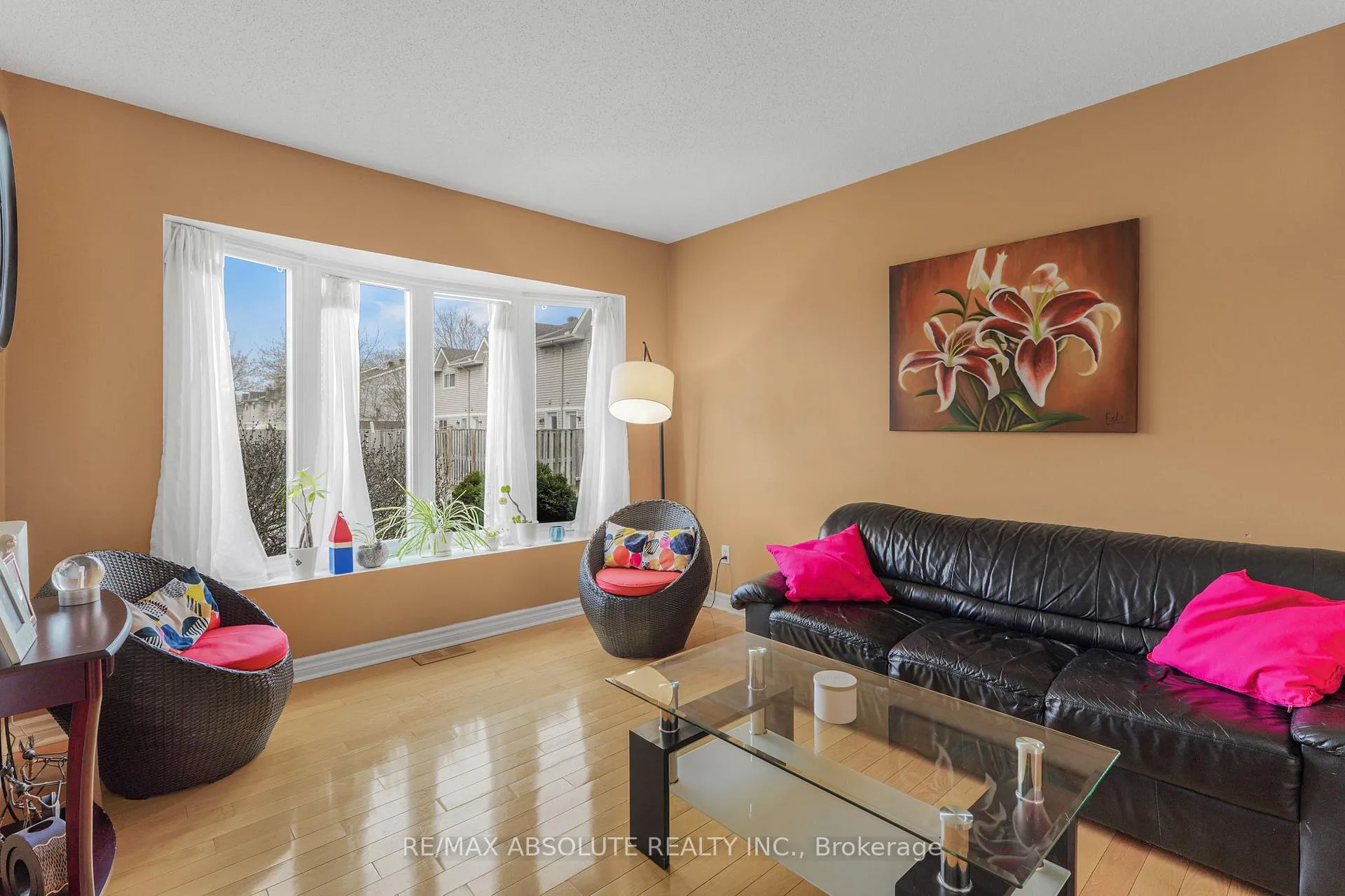 Photo 3 of 1970 Colorado Lane, Ottawa, Orleans/Sunridge — HOMEH