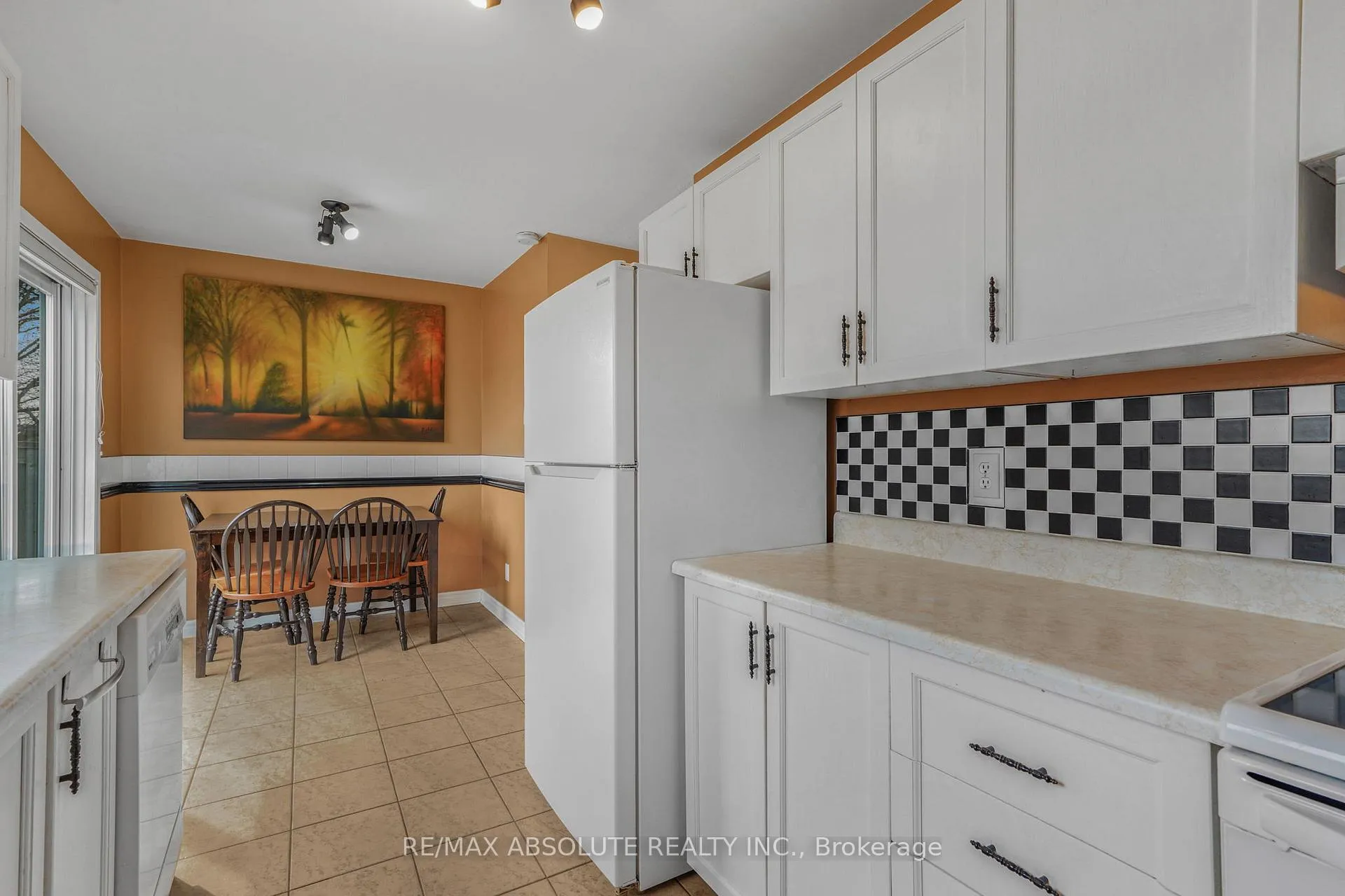 Photo 10 of 1970 Colorado Lane, Ottawa, Orleans/Sunridge — HOMEH