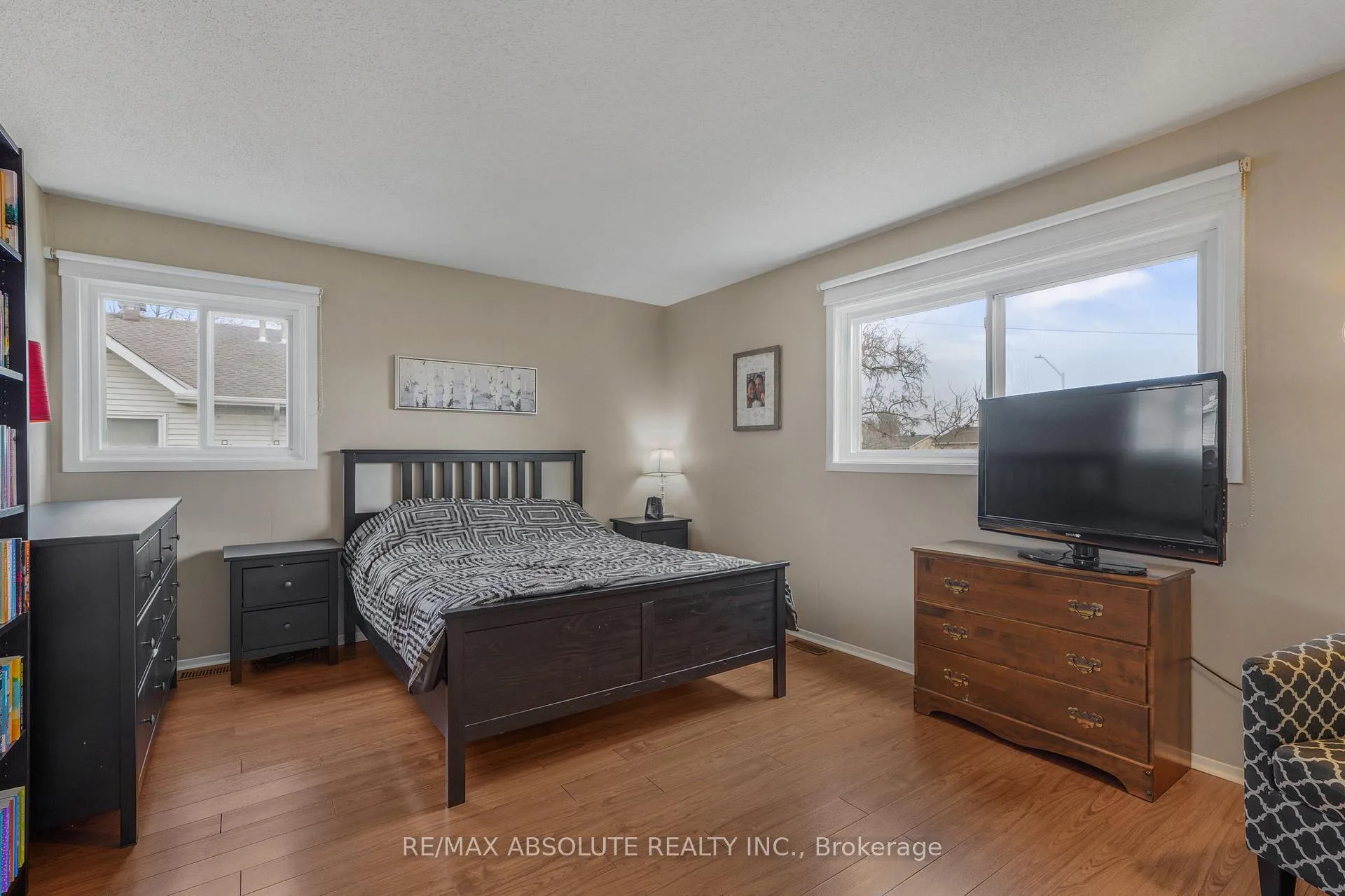 Photo 14 of 1970 Colorado Lane, Ottawa, Orleans/Sunridge — HOMEH