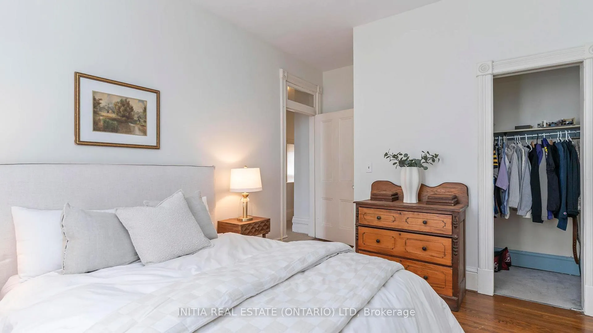 Photo 31 of 31 Cartwright Street, London, East F — HOMEH