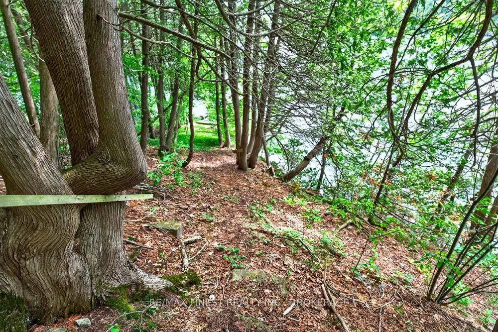 Photo 43 of 1034 Sally Lane, Frontenac, Frontenac South — HOMEH