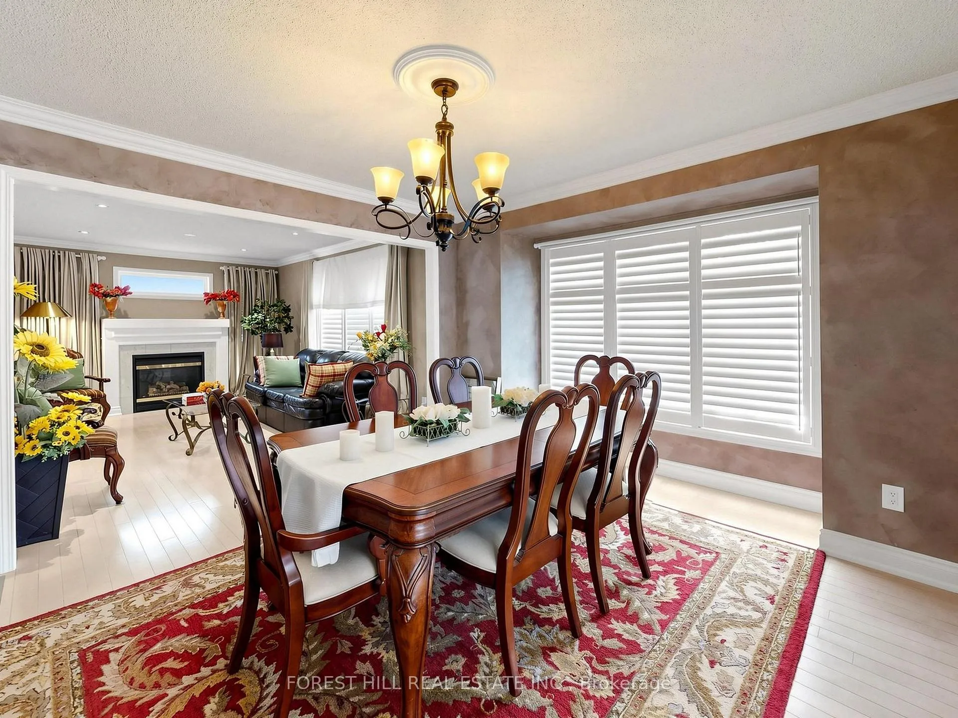 Photo 10 of 51 Winston Castle Drive, Markham, Berczy — HOMEH