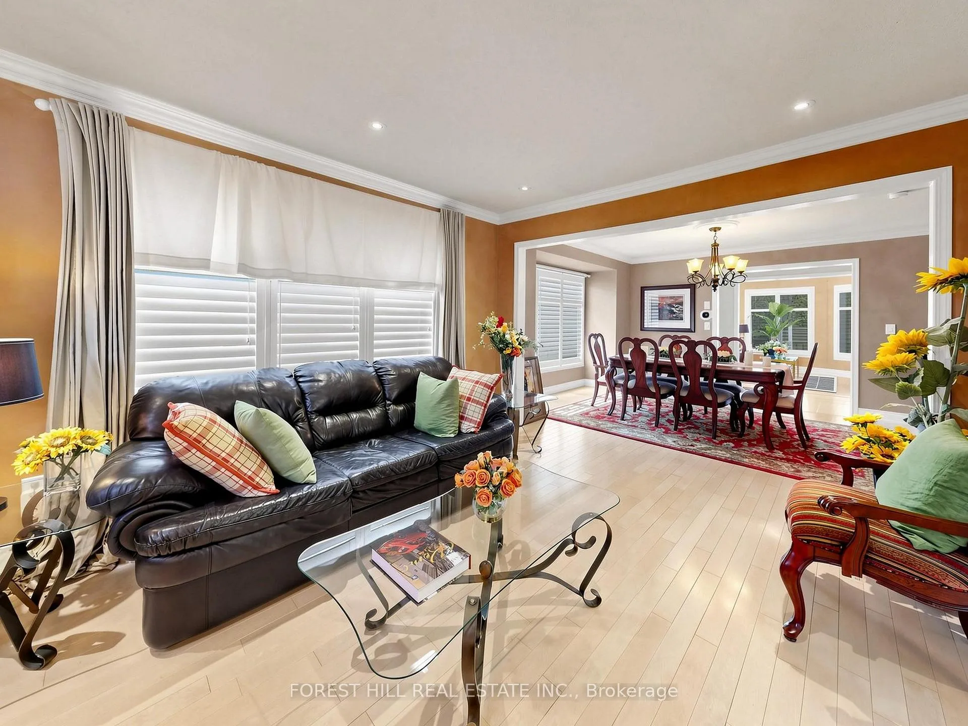 Photo 12 of 51 Winston Castle Drive, Markham, Berczy — HOMEH